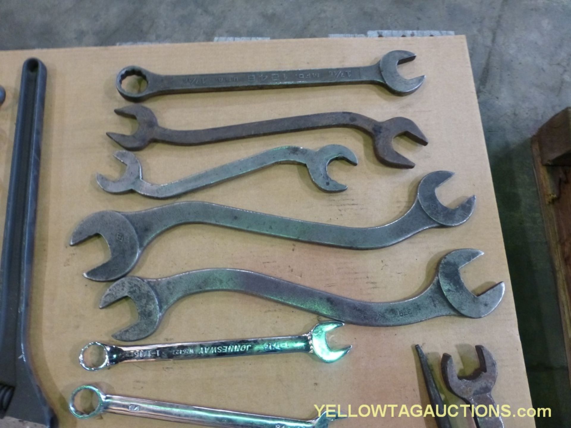 Lot of Assorted Wrenches - Image 10 of 10