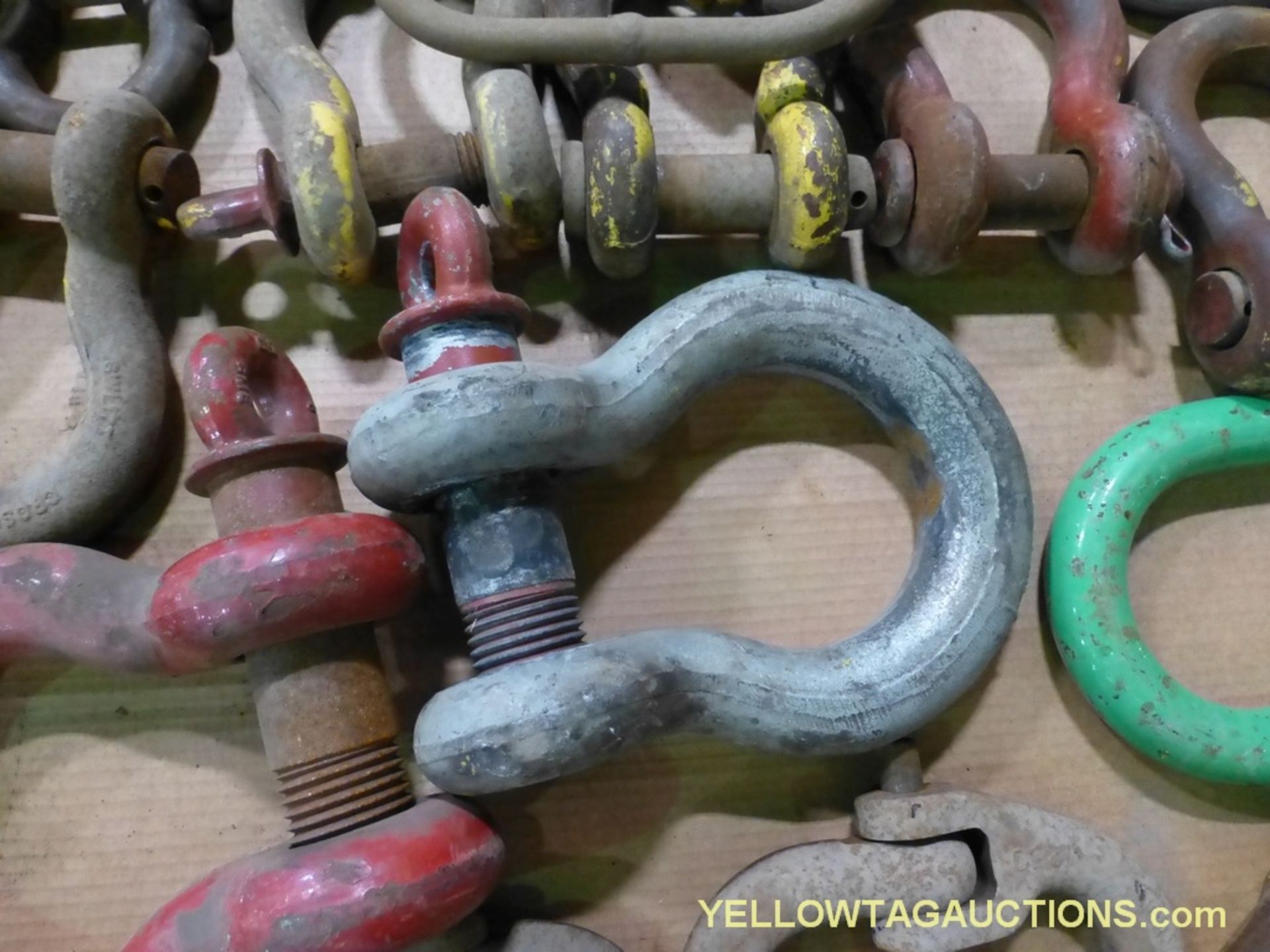 Lot of Assorted Lifting Links & Clives - Image 3 of 7
