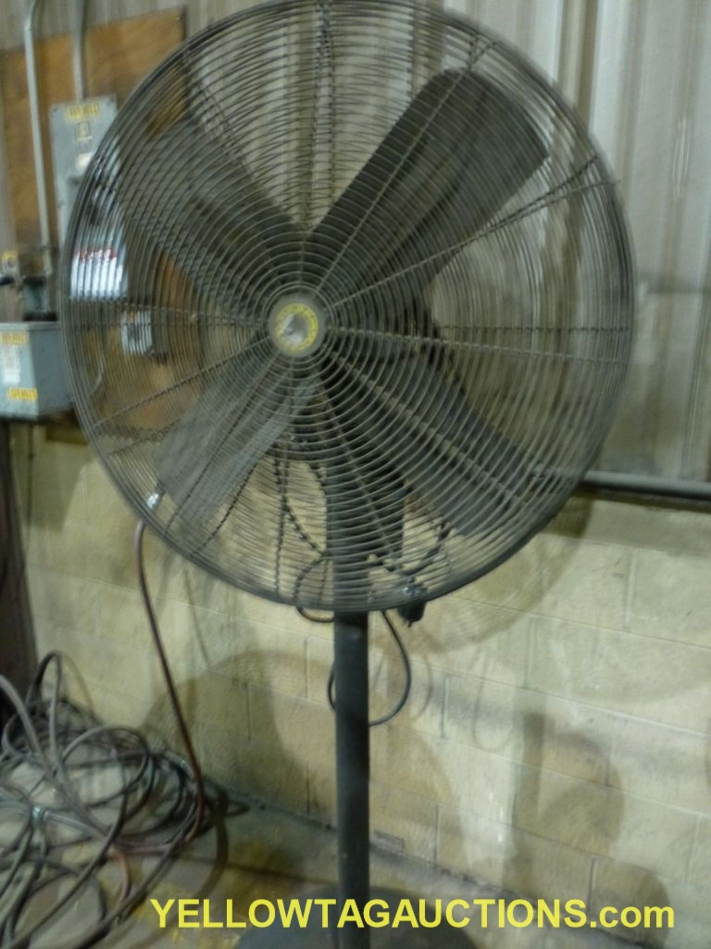 Lot of (4) Standing Assorted Fans | Brands Include:; SMC; Patton; Fansc - Image 5 of 5
