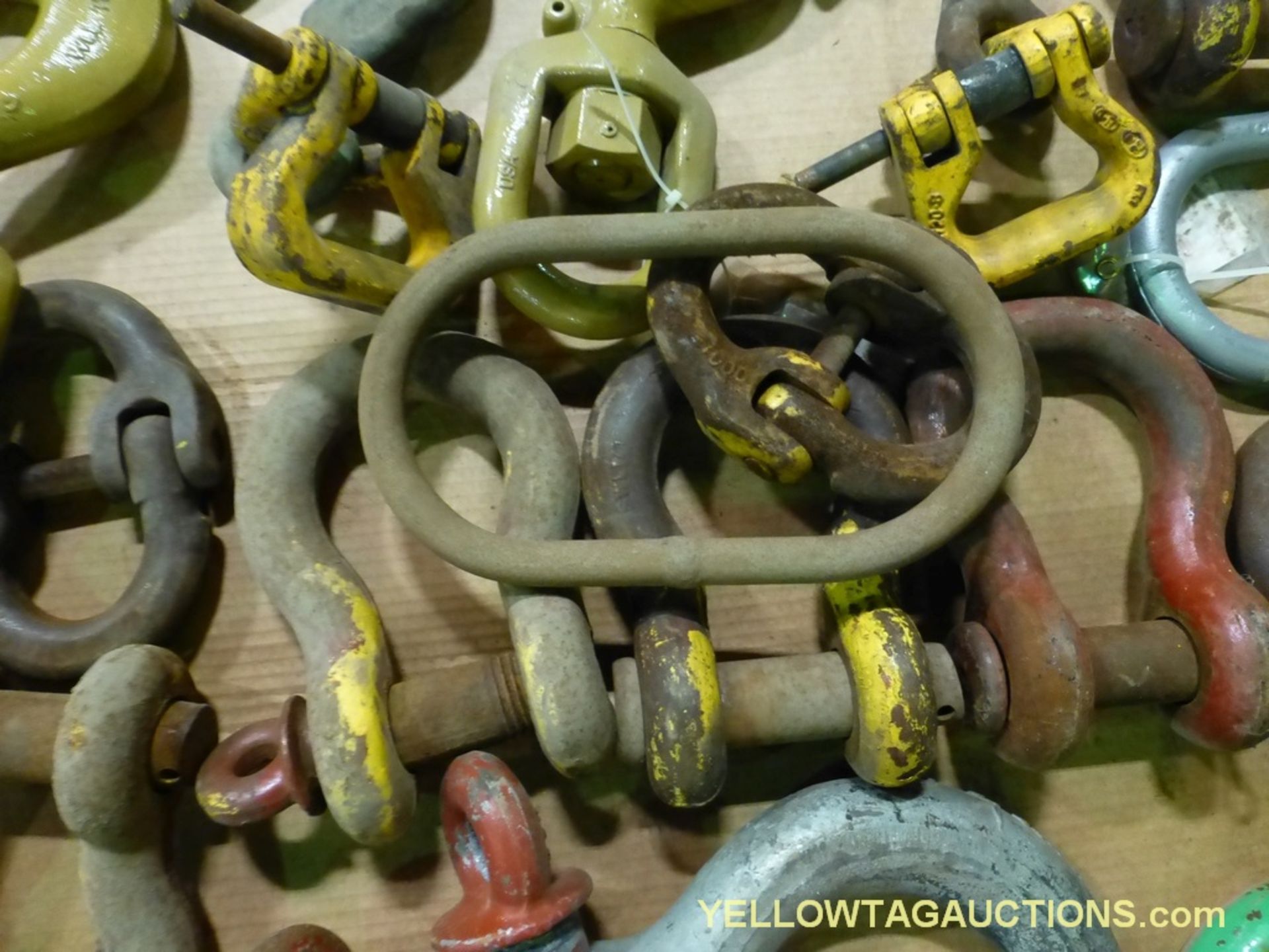 Lot of Assorted Lifting Links & Clives - Image 4 of 7
