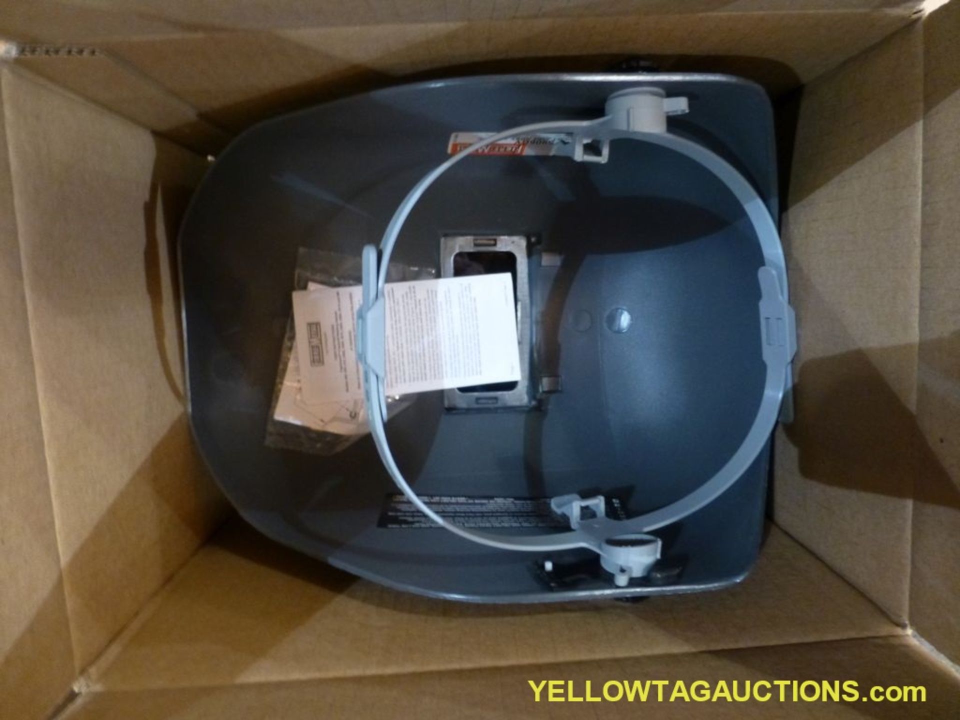 Lot of Fibre Metal Honeywell Eye and Face Protection | Model No. 5906GY; New Surplus - Image 2 of 3
