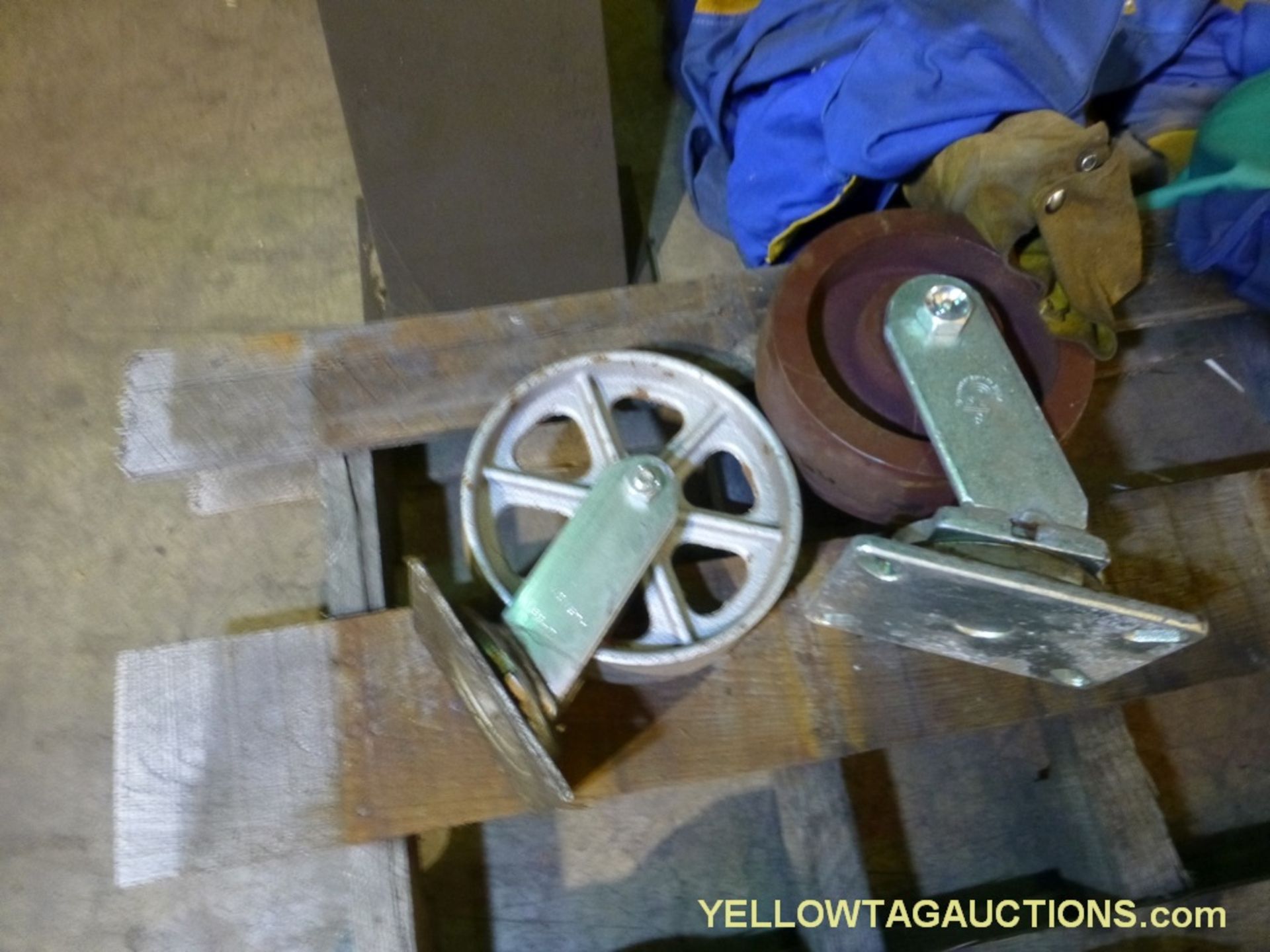 Lot of (8) Assorted Caster Wheels - Image 4 of 5