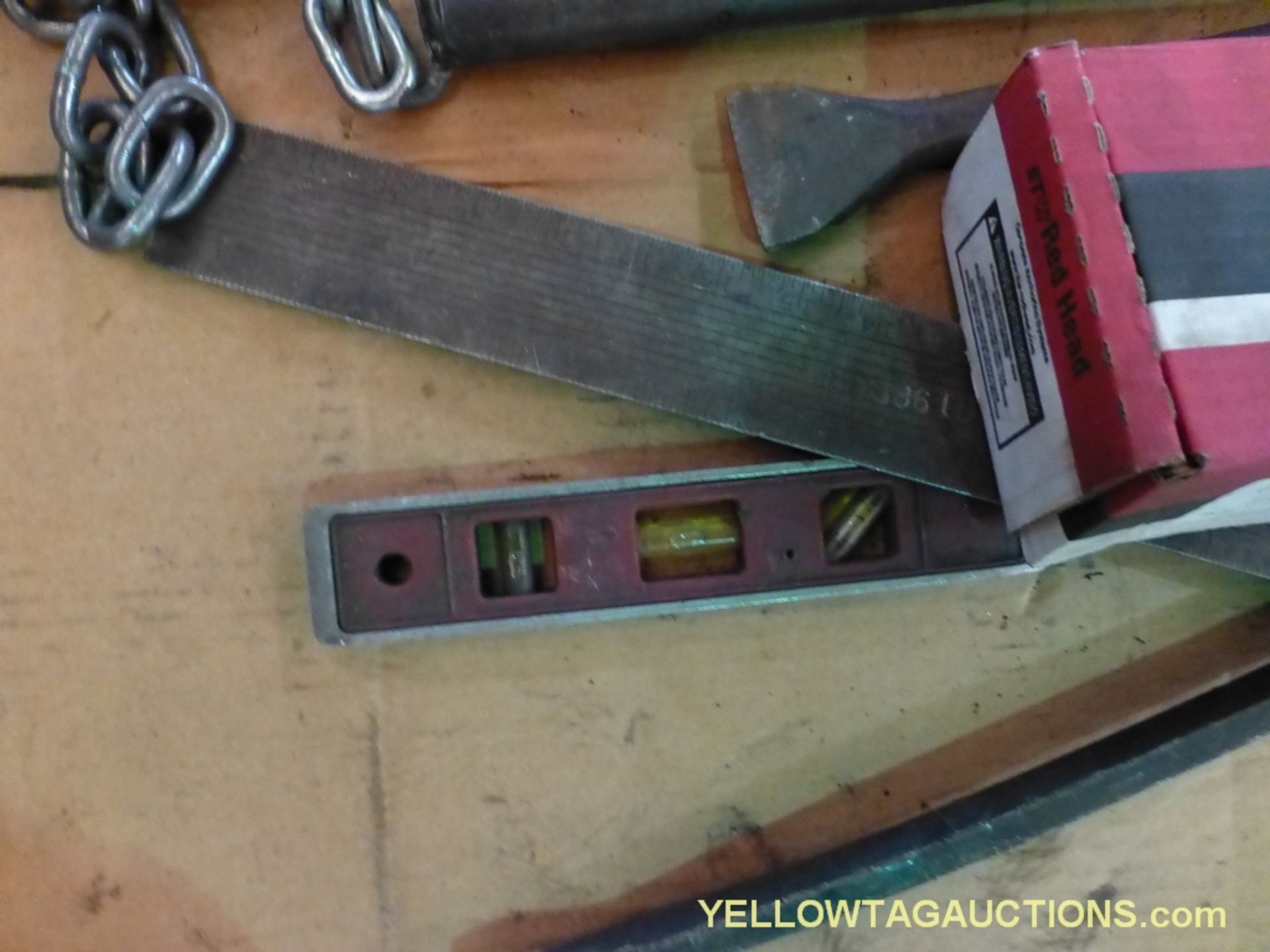 Lot of Assorted Tools | Includes:; Crow Bar; Square; Level - Image 4 of 6