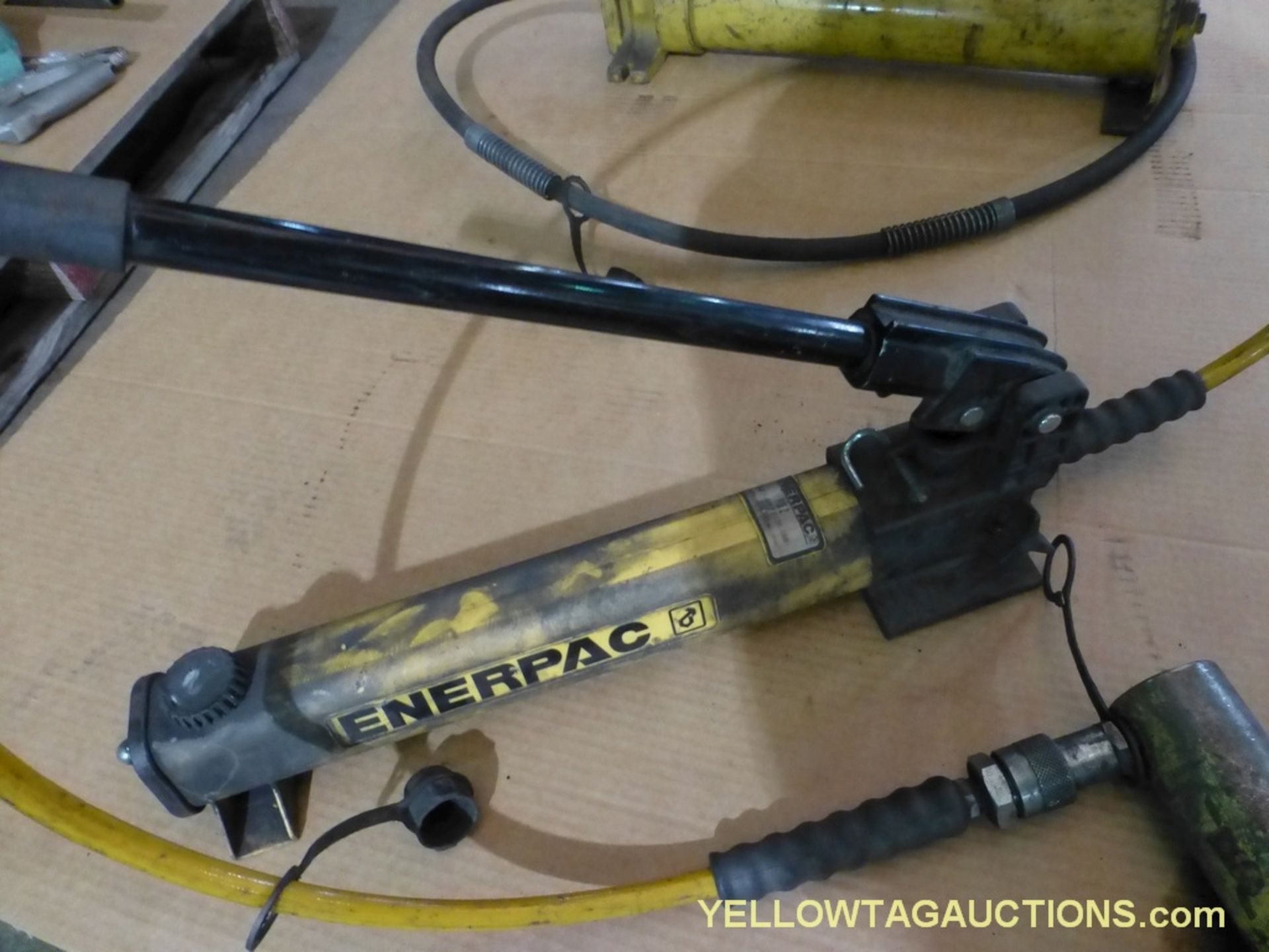 Lot of (2) Enerpac Hand Pumps | Model No. P302 - Image 4 of 6