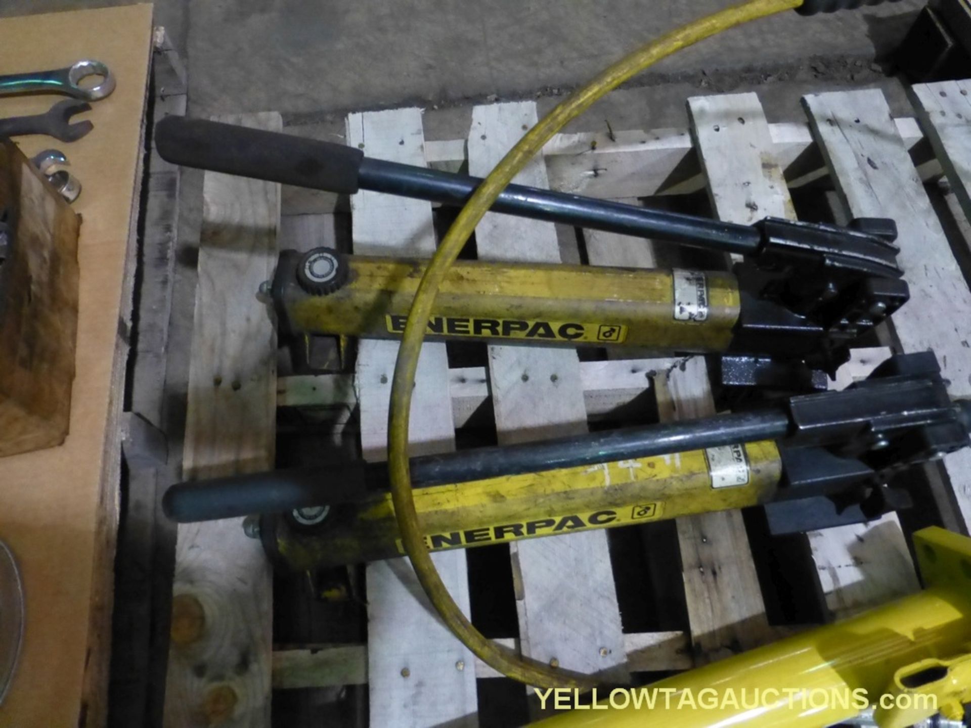 Lot of (3) Assorted Components | (2) Enerpac Hydraulic Hand Pumps; (1) Floor Jack - Image 2 of 5