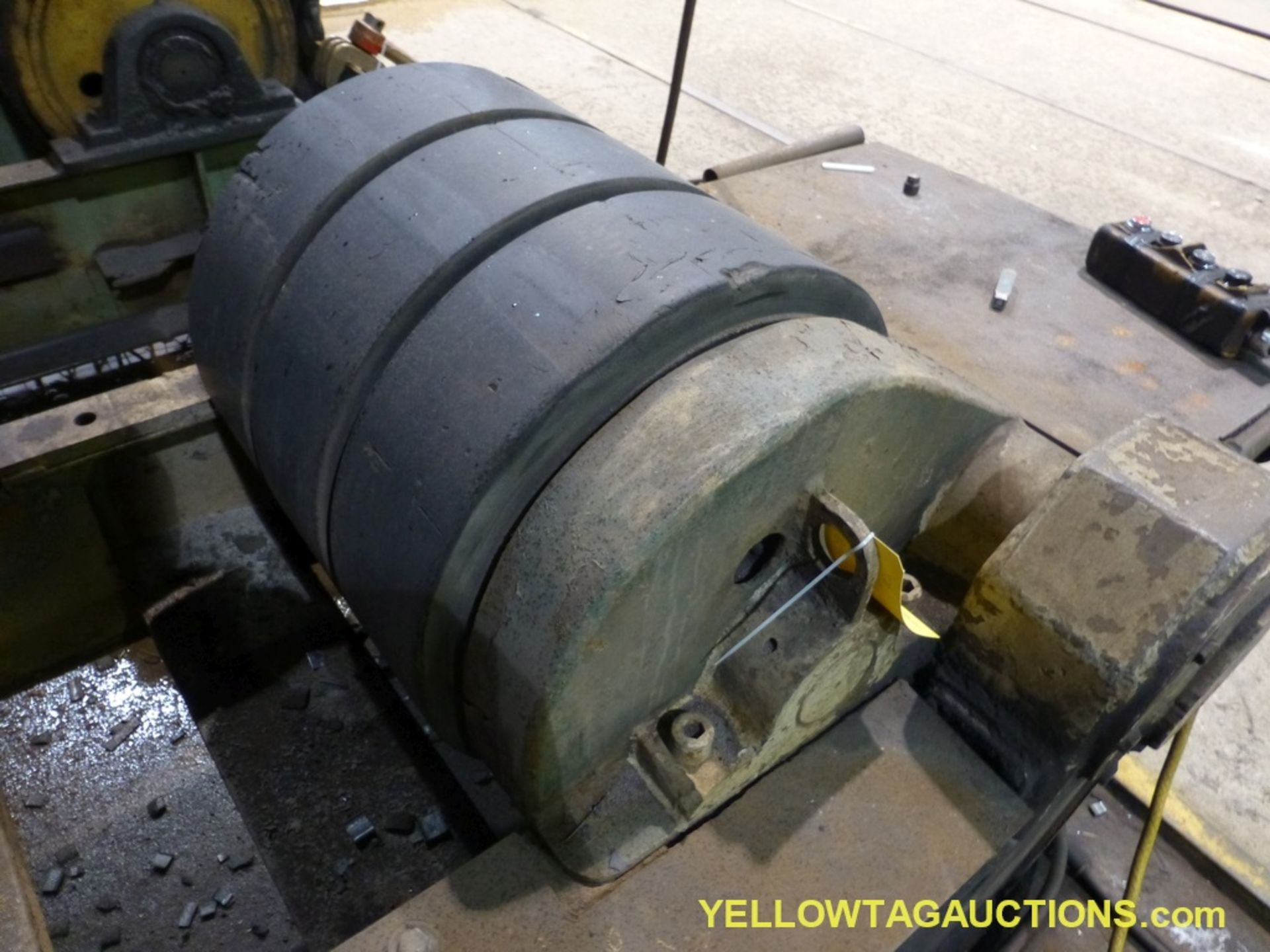 Lot of One Pair Welding Turning Rolls | Includes:; Ransom Power Roll; Pandjiris Idler Roll - Image 4 of 10