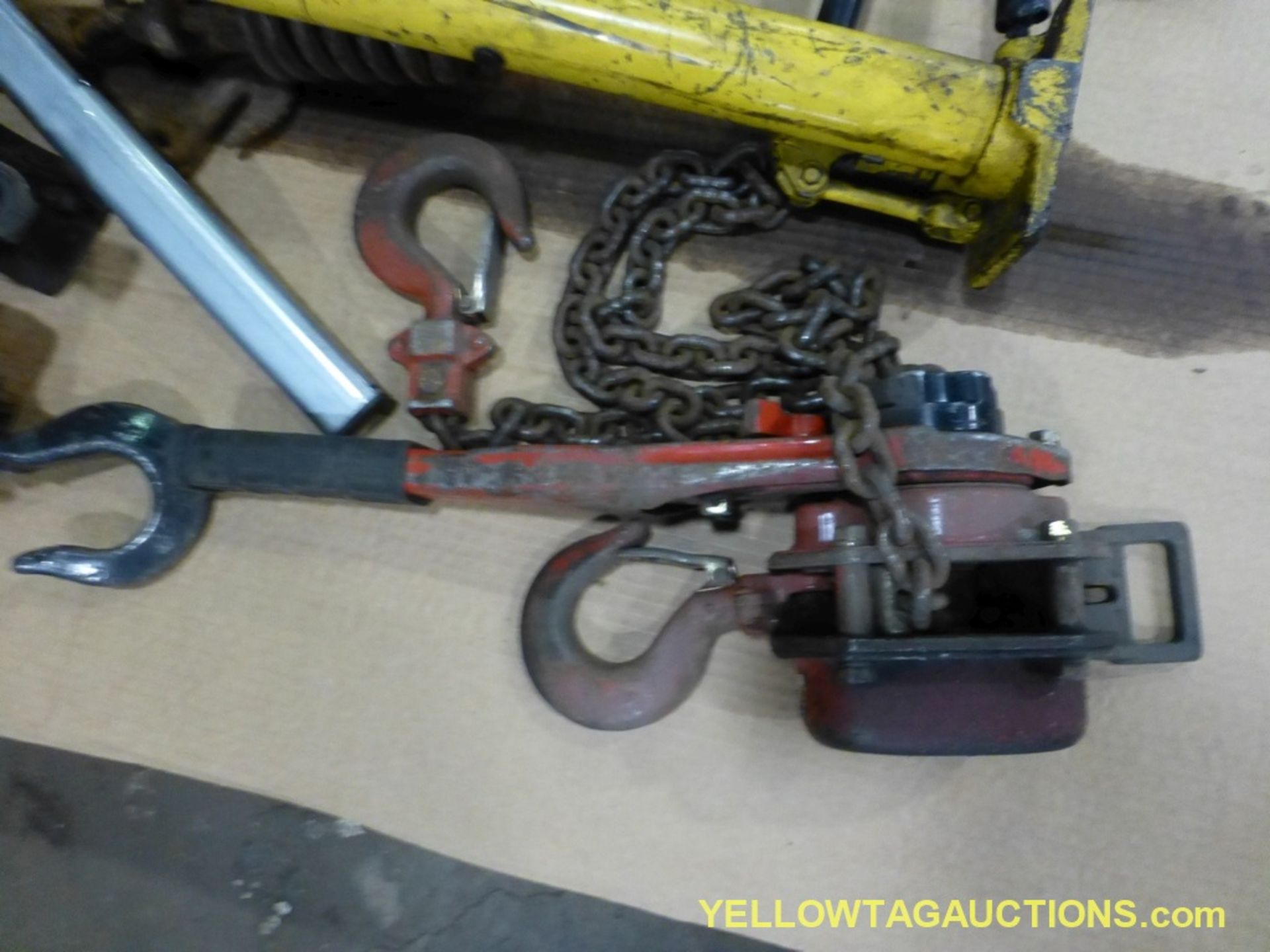 Lot of Assorted Components | Includes:; Lever Hoist; Hydraulic Pumps - Image 2 of 5