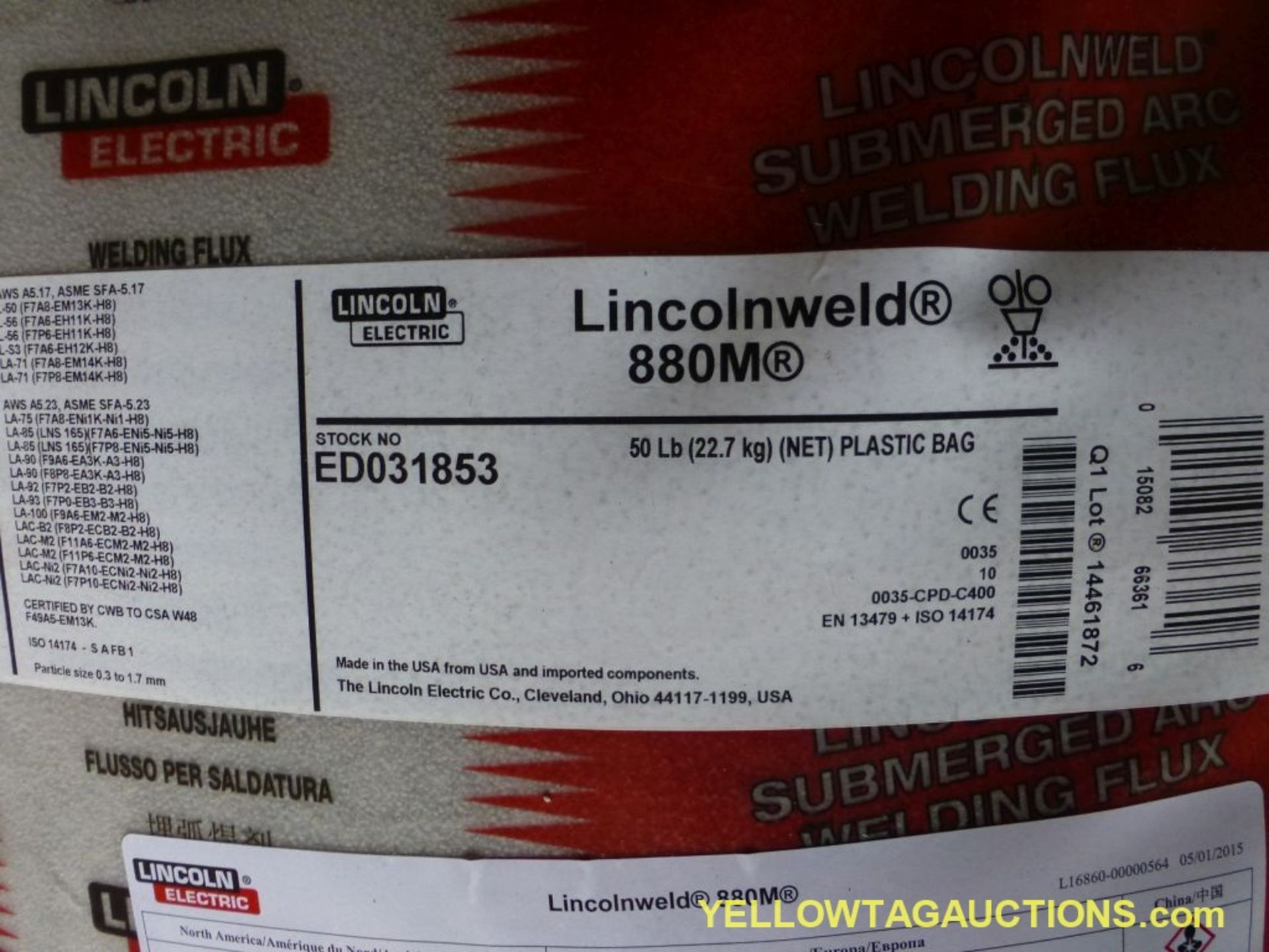 Lot of (13) Boxes of Lincoln Electric Lincolnweld 880M Submerged Arc Flux | Model No. ED031853; New - Image 3 of 5