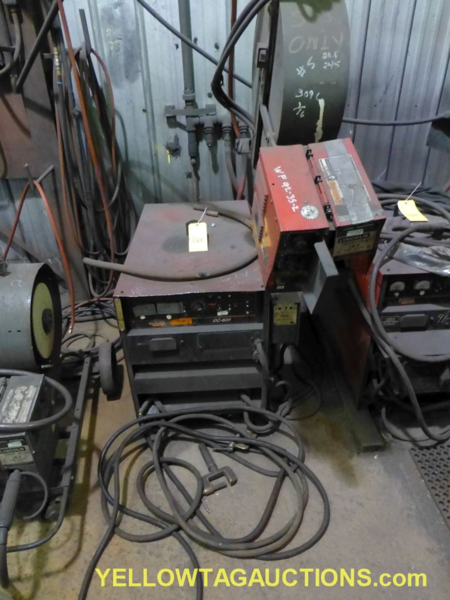 Lincoln DC-600 Welder w/LN-9 Wire Feeder