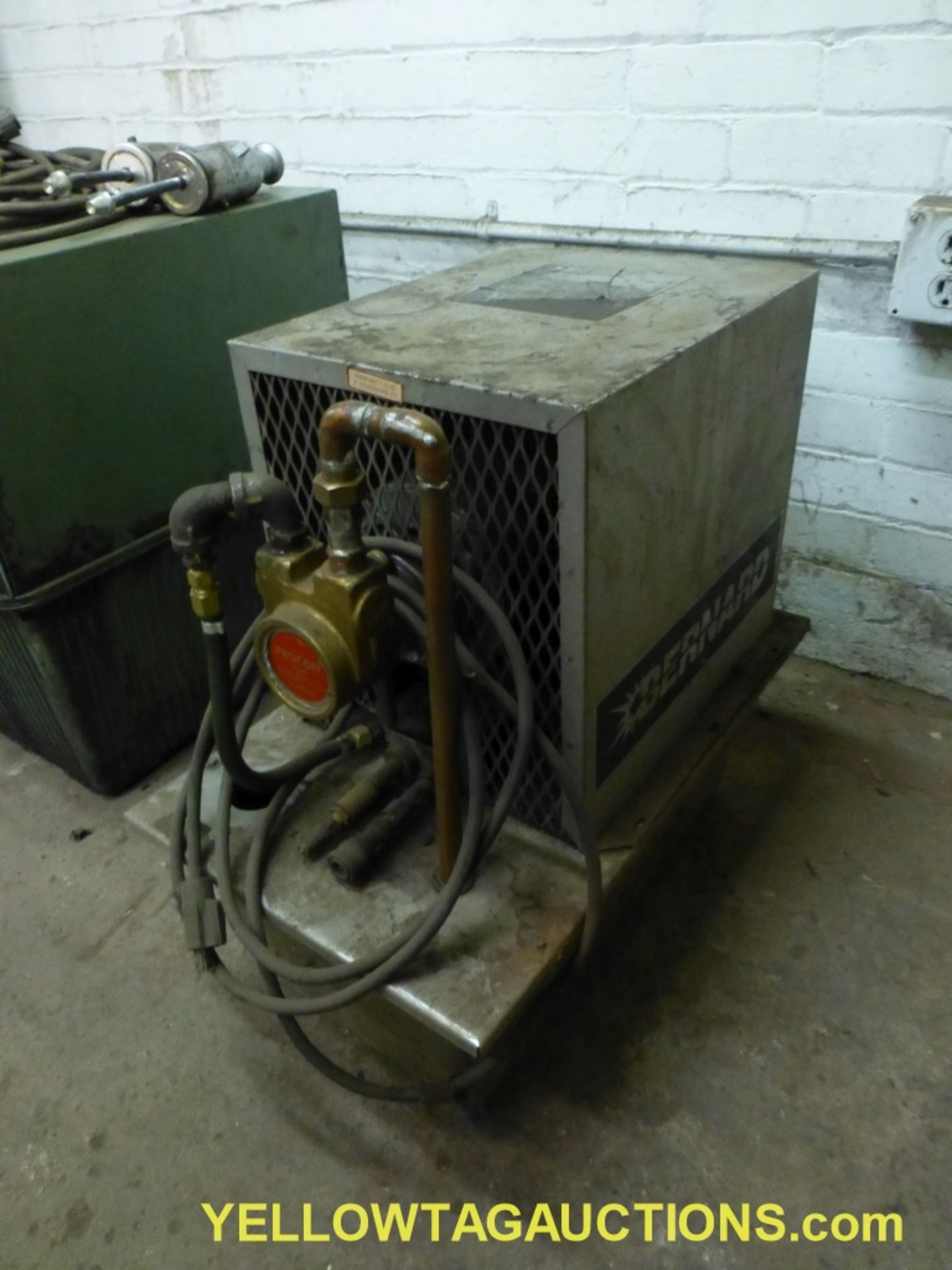 Lot of (2) Hydraulic Pushers | Brands Include:; Bernard; Misc - Image 2 of 6