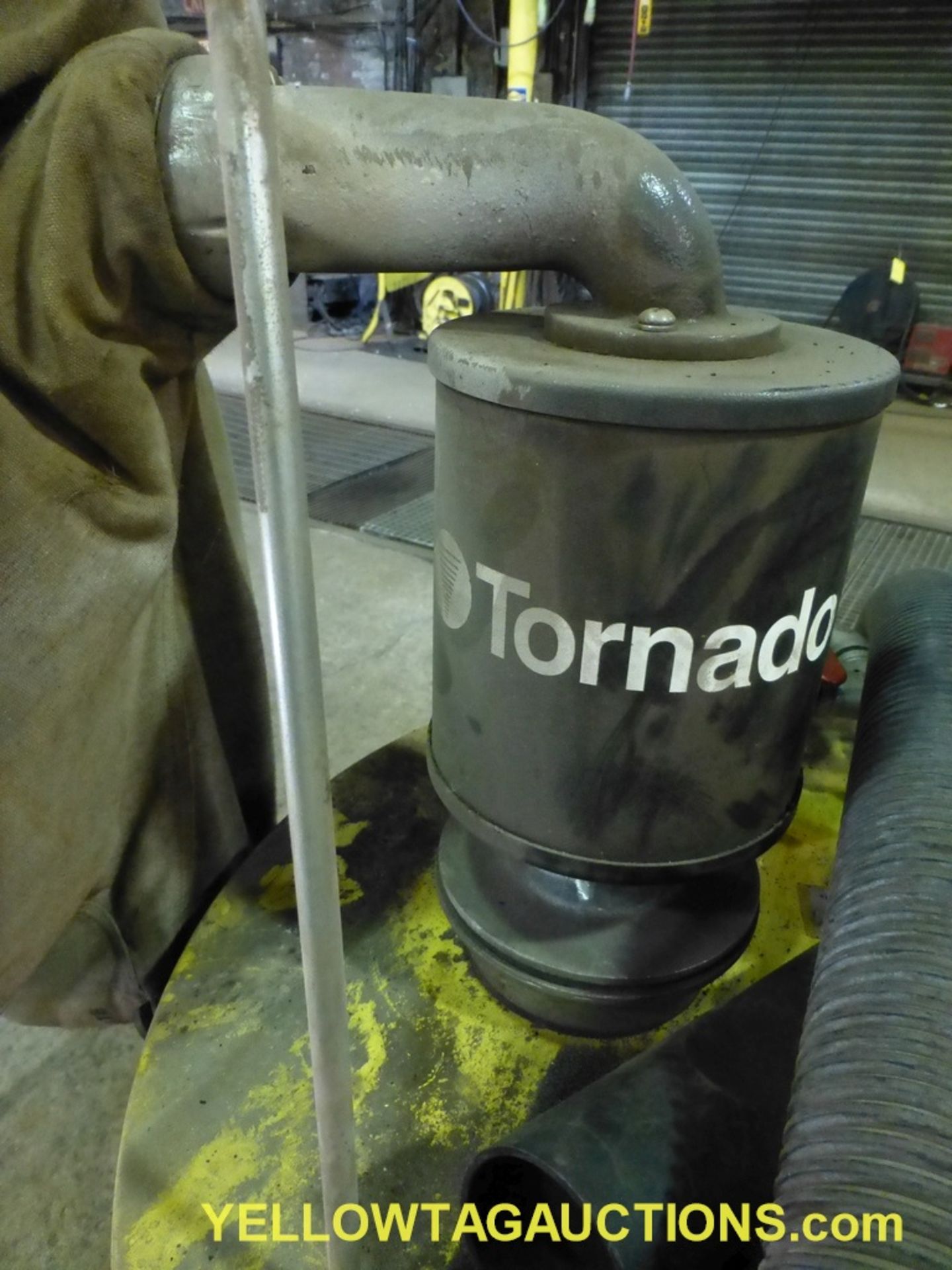 Tornado Pneumatic Dual Wet/Dry Jumbo Air Vacuum Cleaner | Model No. 98694; Includes: 55-Gallon Drum - Image 4 of 8