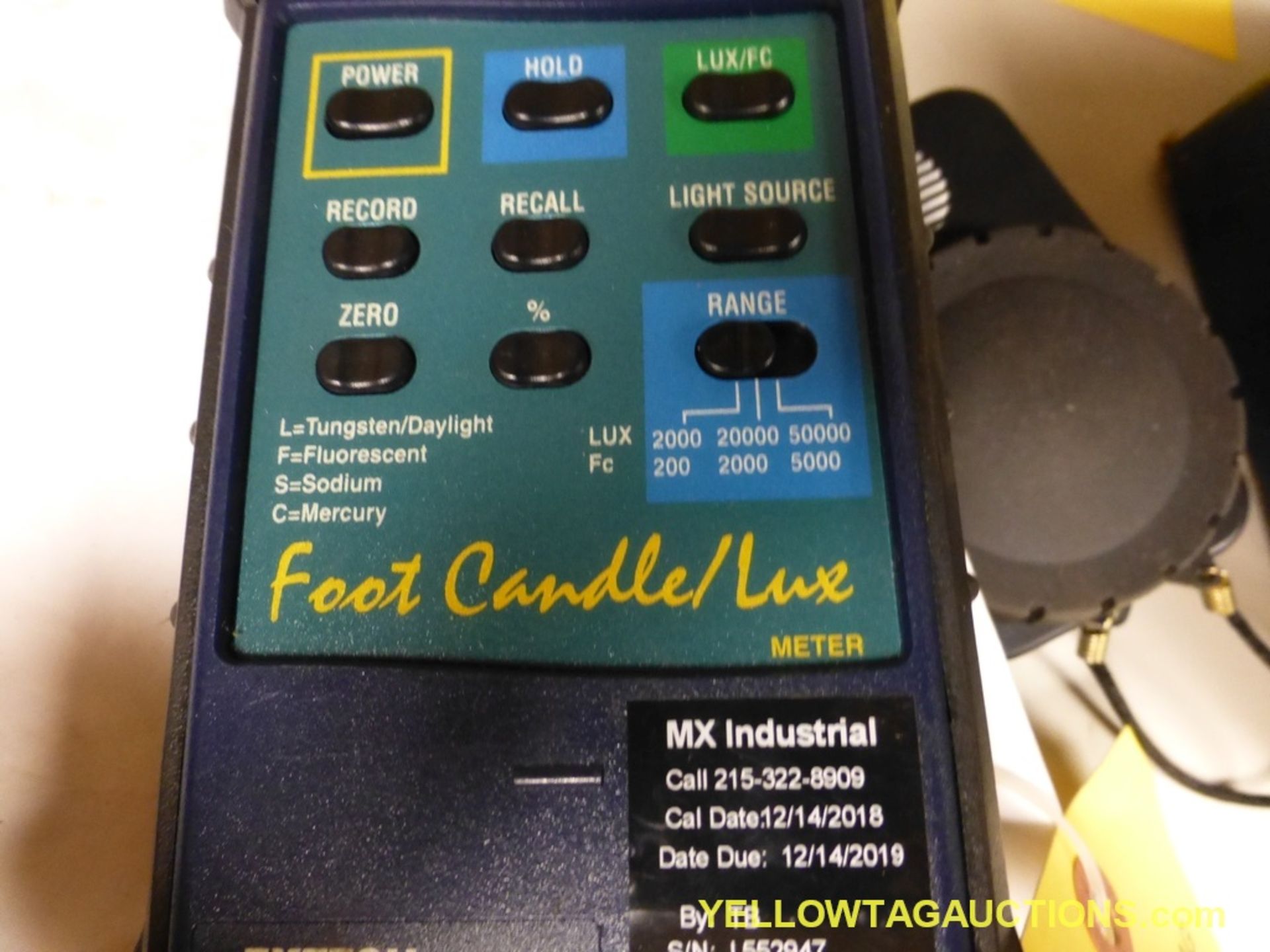 Extech Foot Candle/Lux Heavy Duty Meter | Model No. 407026 - Image 3 of 4