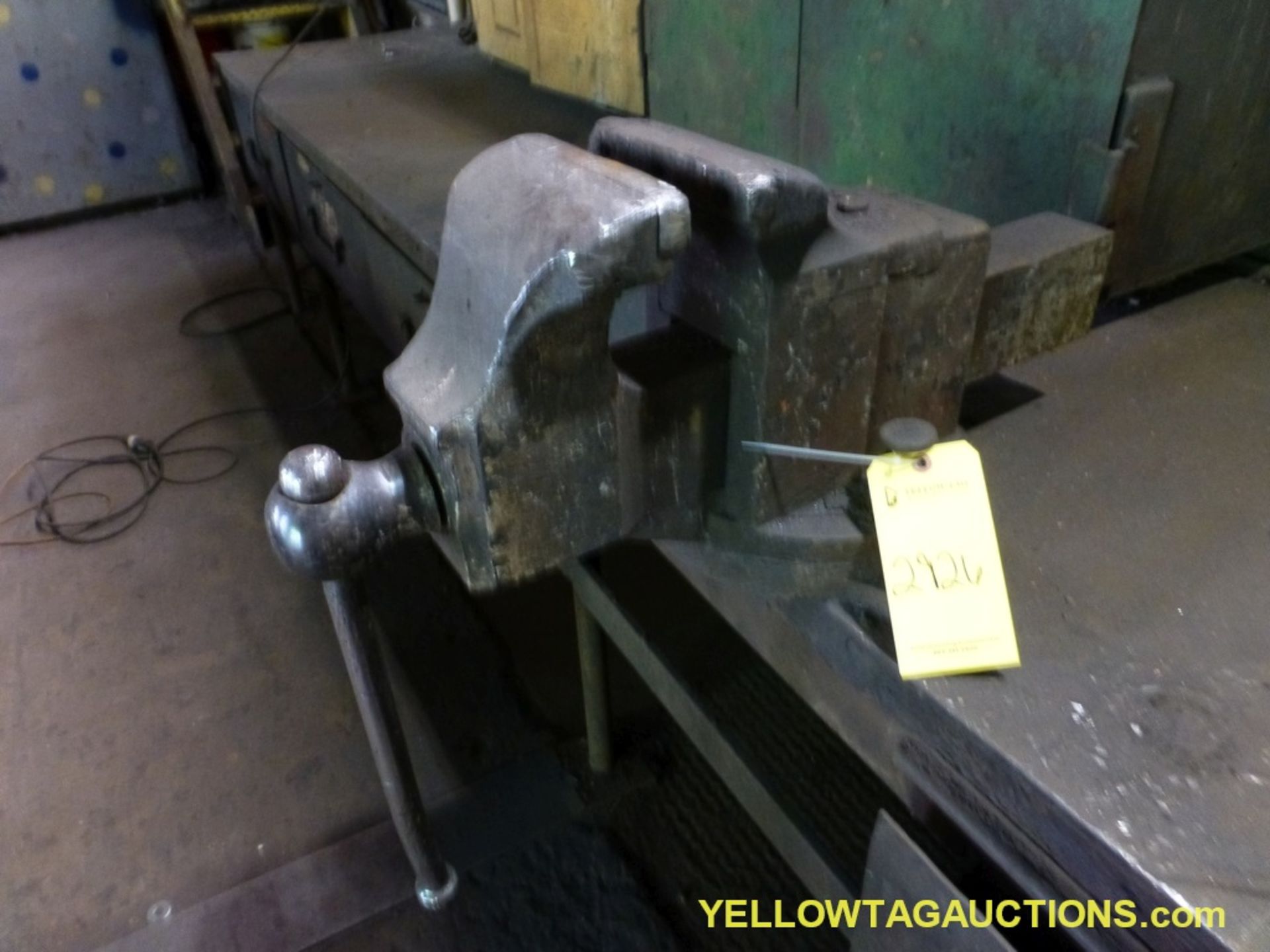 Table Mounted Vise