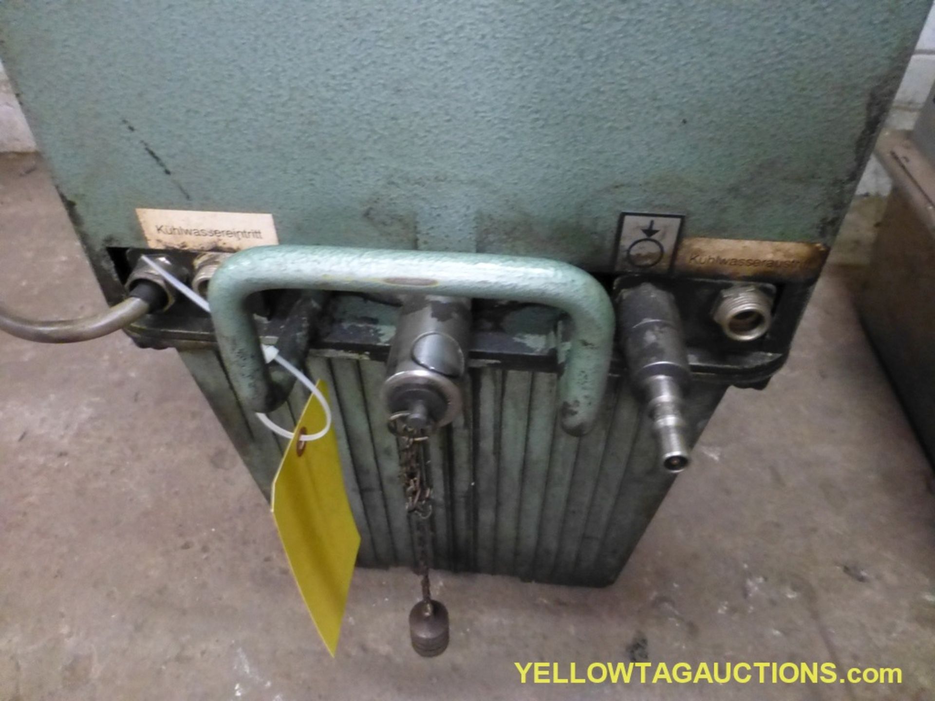 Lot of (2) Hydraulic Pushers | Brands Include:; Bernard; Misc - Image 6 of 6