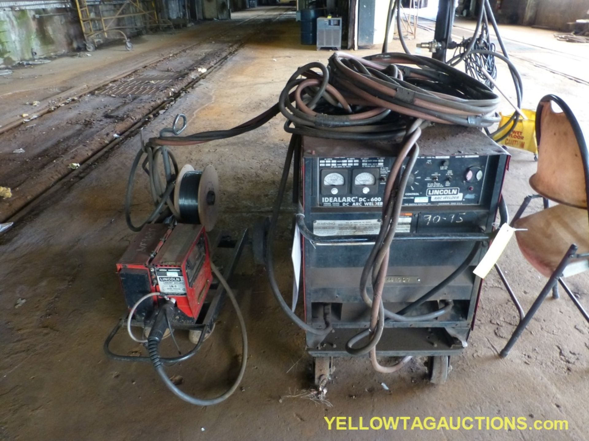 Lot of (2) Lincoln Components | (1) Lincoln Arc DC 600 Welder; (1) Lincoln LN-9 Wire Feeder