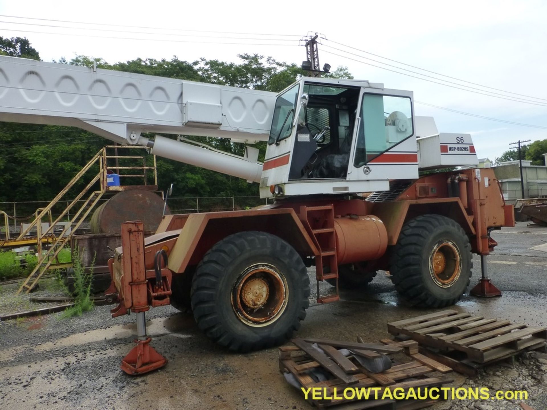 Link Belt HSP-8028S 50,000 lb Crane | Carrier Mounted Hydraulic Crane; Serial No. 471-925; 17' Outri - Image 2 of 29