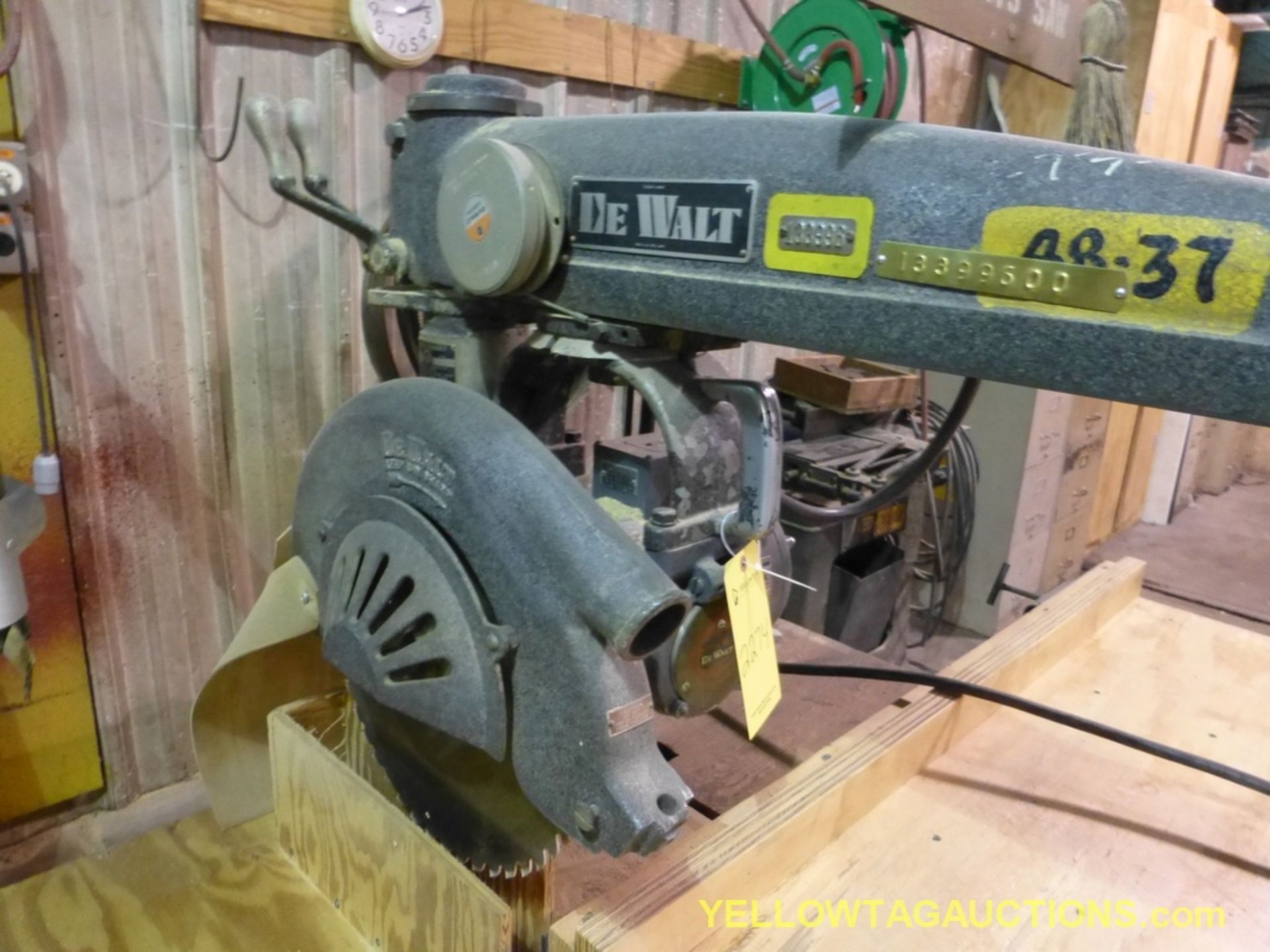 DeWalt Power Shop MBC 201 Radial Arm Saw w/Stand | Model: GE; 120 VAC - Image 4 of 12