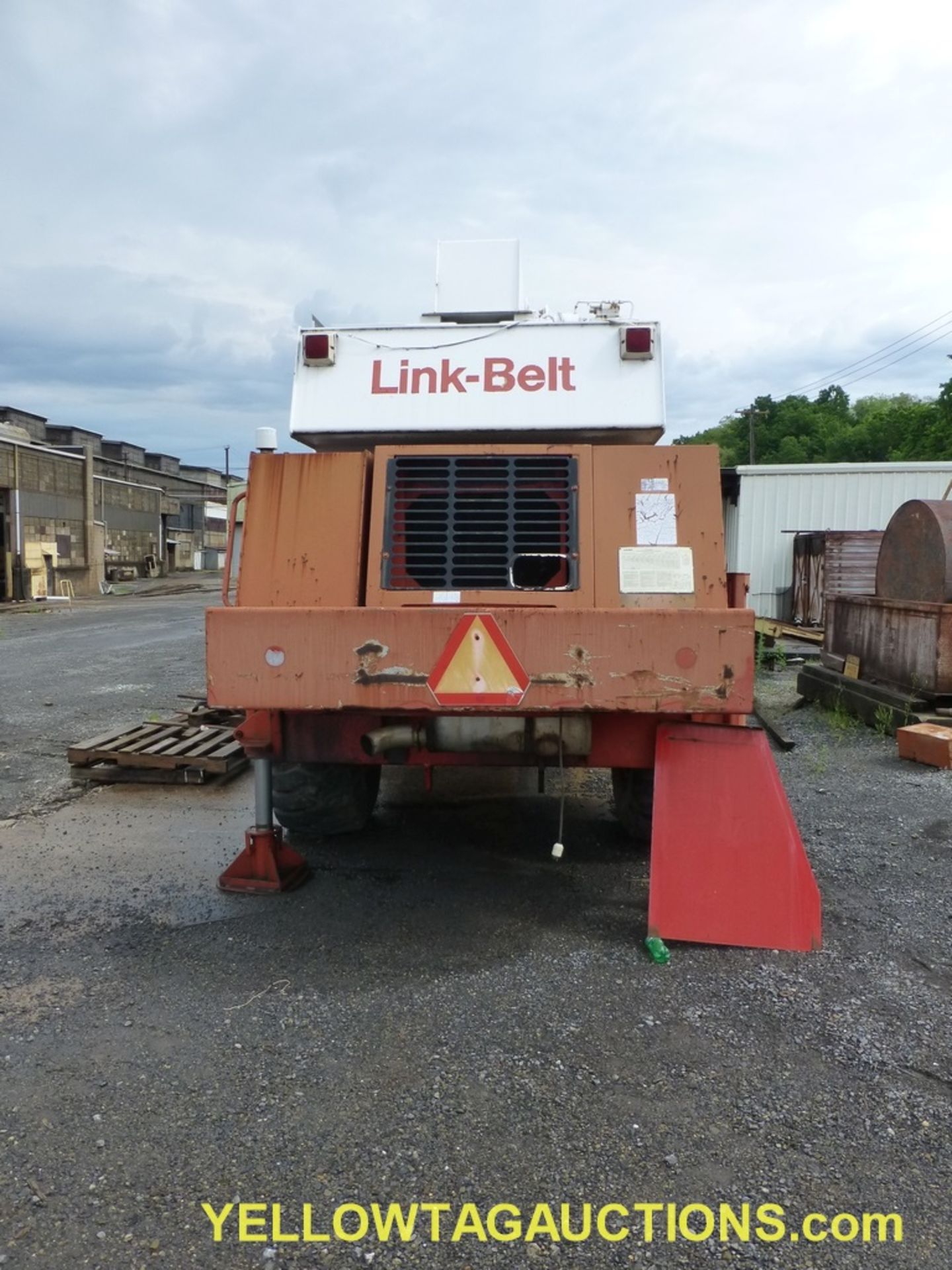 Link Belt HSP-8028S 50,000 lb Crane | Carrier Mounted Hydraulic Crane; Serial No. 471-925; 17' Outri - Image 3 of 29