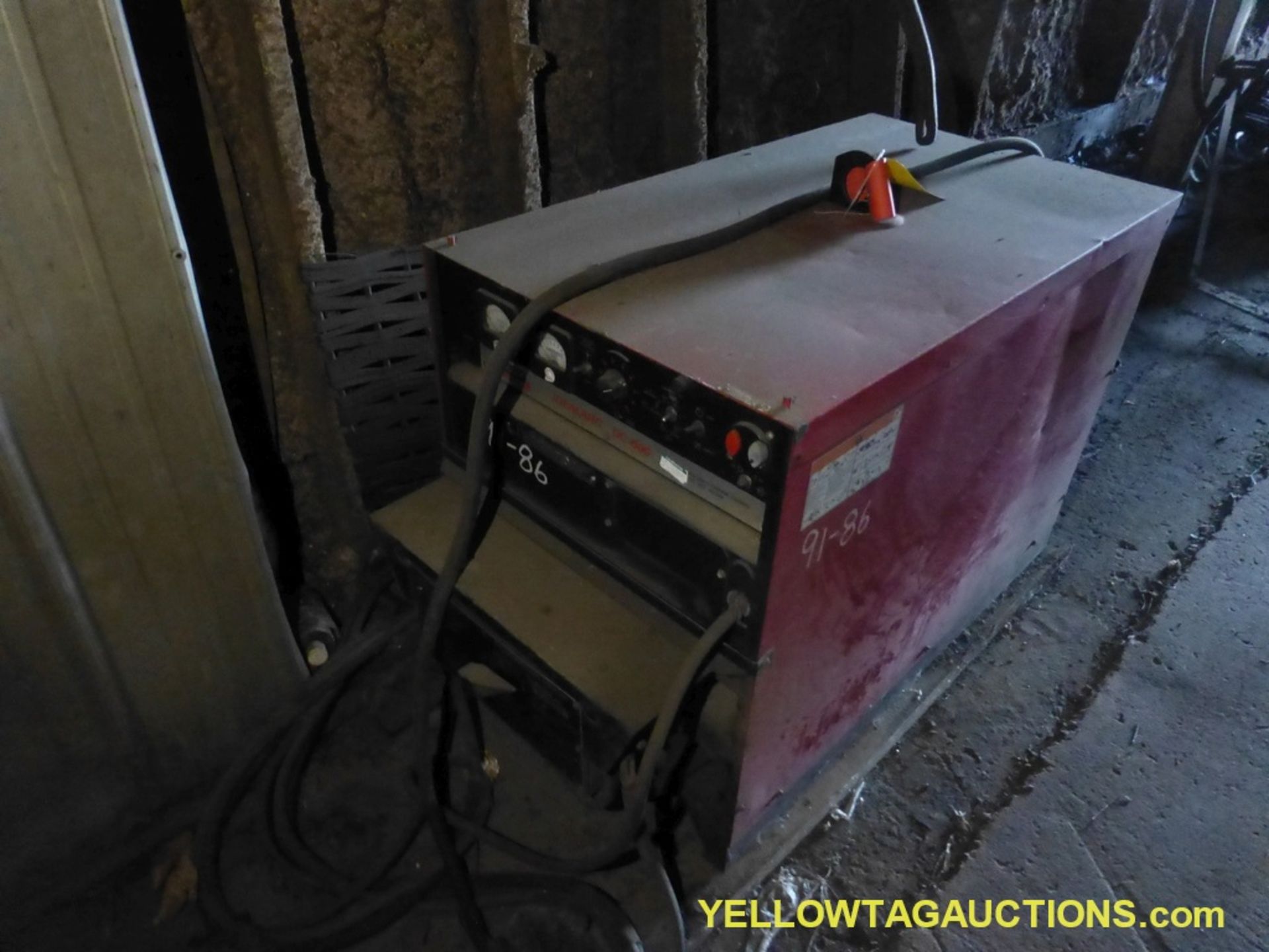 Lincoln Electric Ideal Arc DC 600 Arc Welder | Model No. DC 600