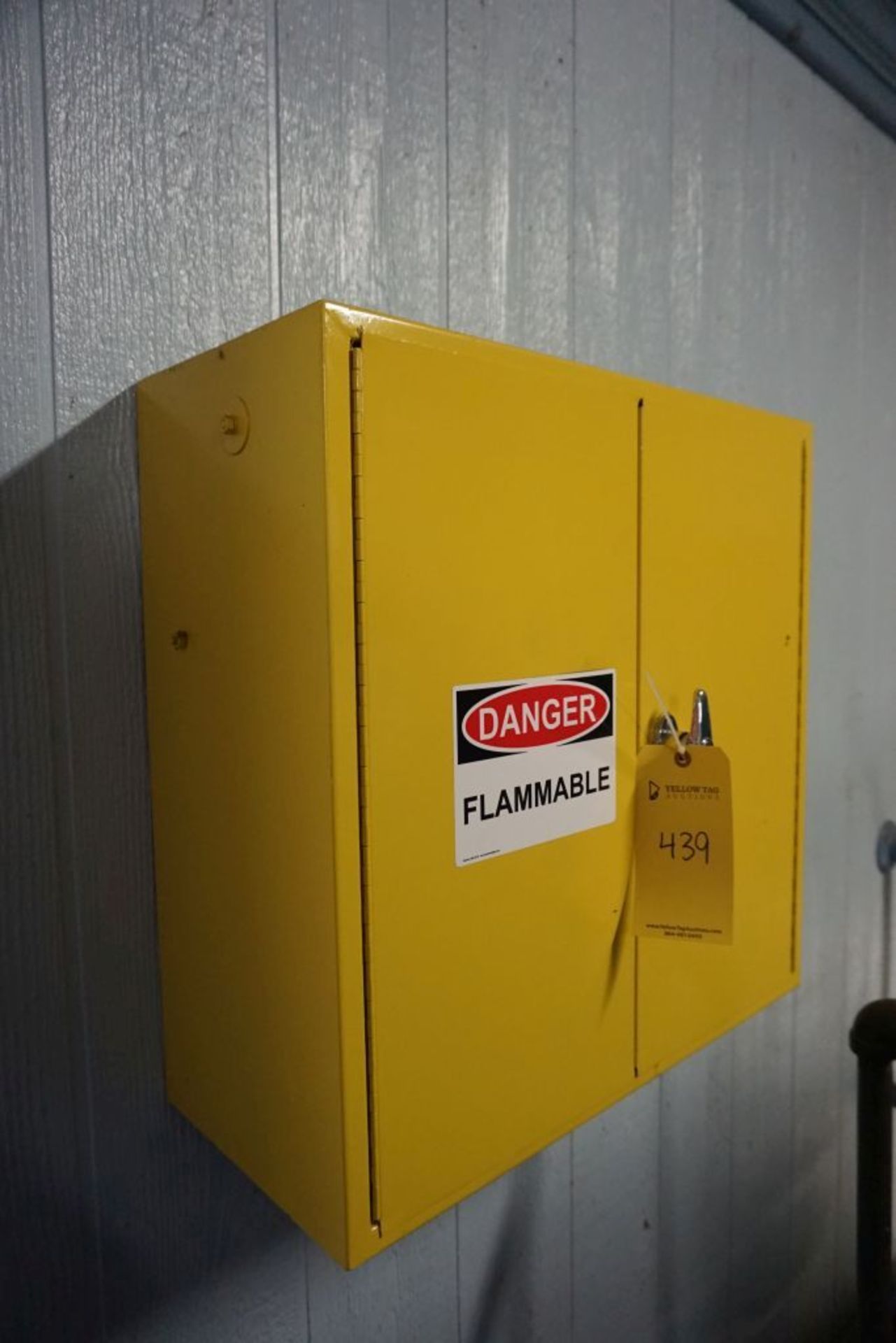 Wall Mounted Flammable Storage Cabinet|Lot Tag: 439 - Image 2 of 2