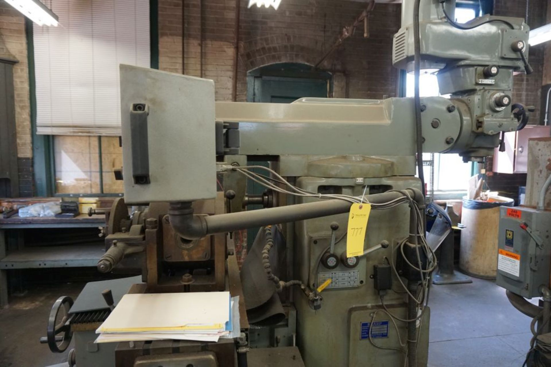 Sharp Horizontal Mill w/Vertical Head|Model No. VH25; 10" x 56" Table; Newall DRC; Dividing Head; - Image 4 of 26