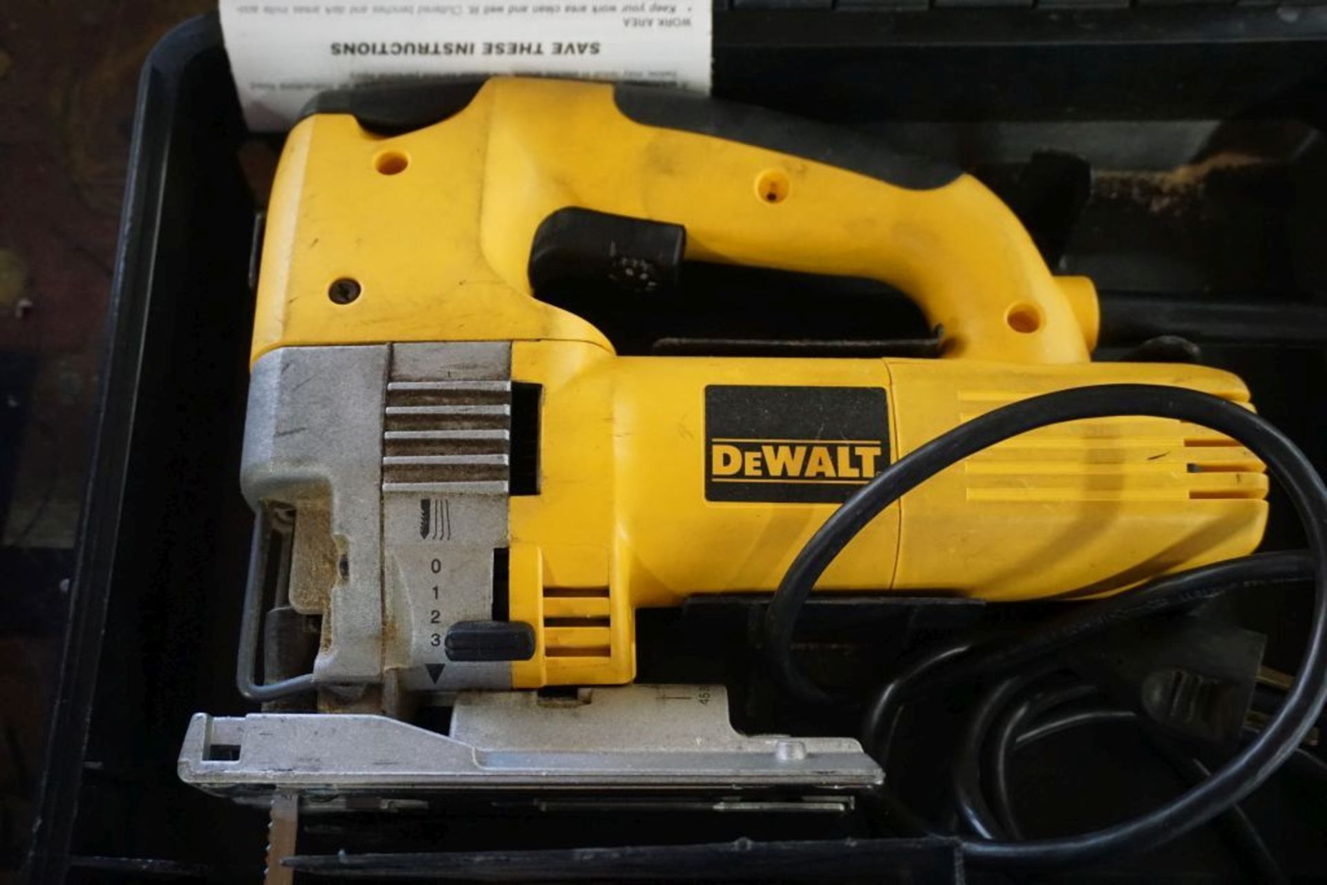 Dewalt Jigsaw w/Case|115V|Lot Tag: 682 - Image 4 of 5