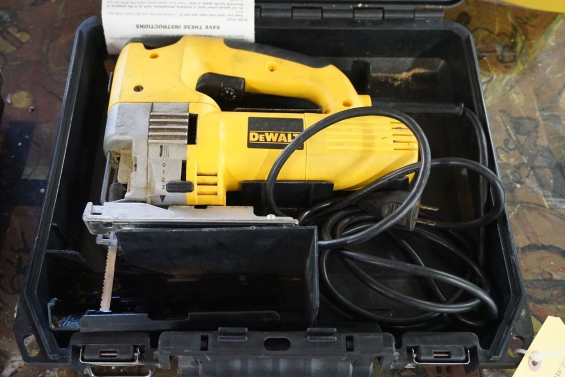 Dewalt Jigsaw w/Case|115V|Lot Tag: 682