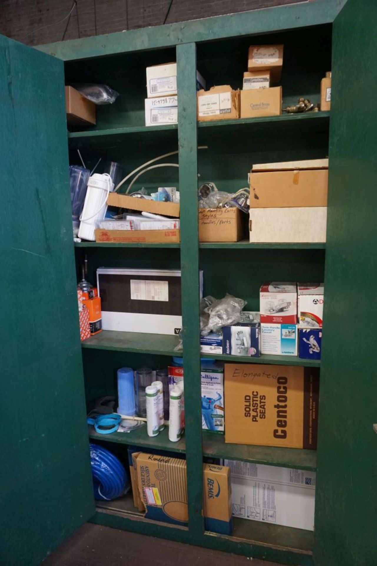 Lot of Plumbing Supplies|Lot Tag: 386 - Image 2 of 11