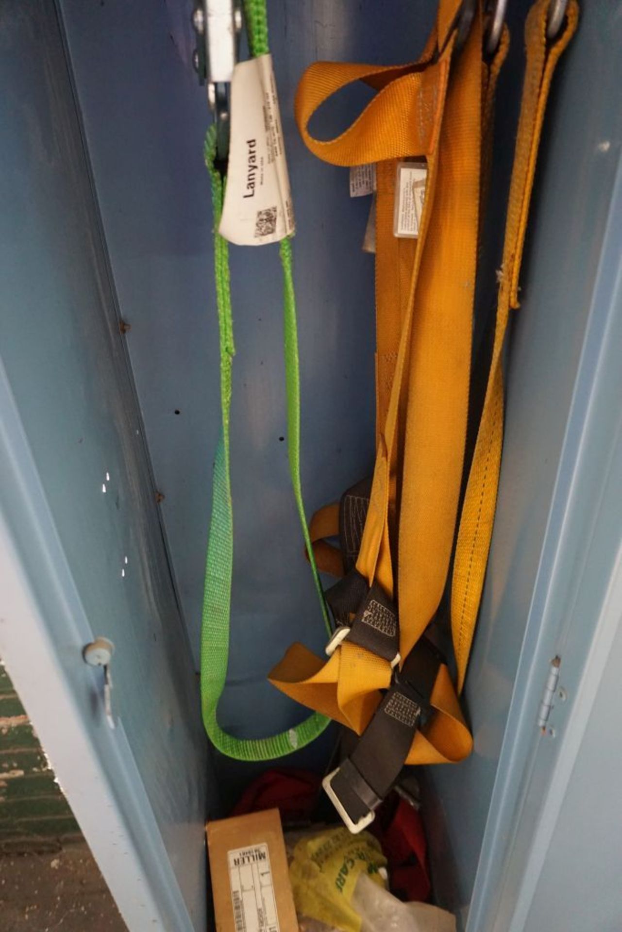 Lot of Lockers with Contents|Lot Tag: 721 - Image 10 of 11