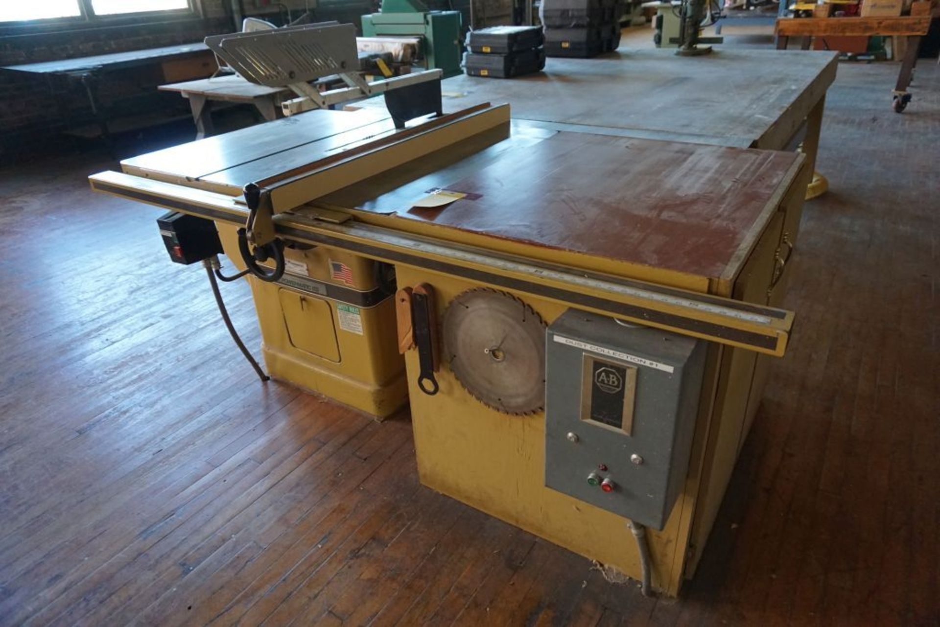 Powermatic Table Saw|Model No. 714; Includes: Accu-Fence; 3PH|Lot Tag: 724