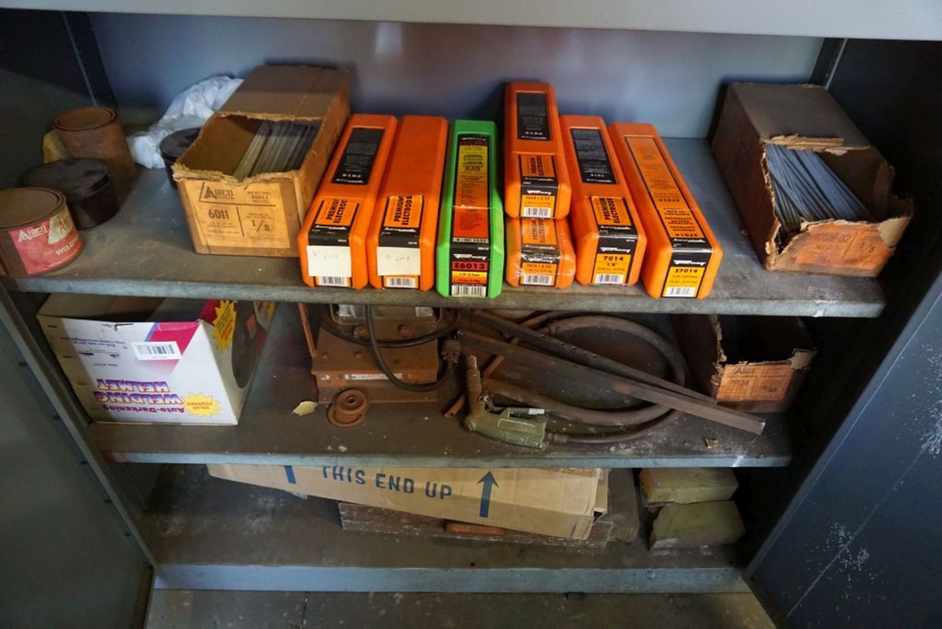 Cabinet w/Contents|Includes: Welding Rod|Lot Tag: 803 - Image 2 of 11