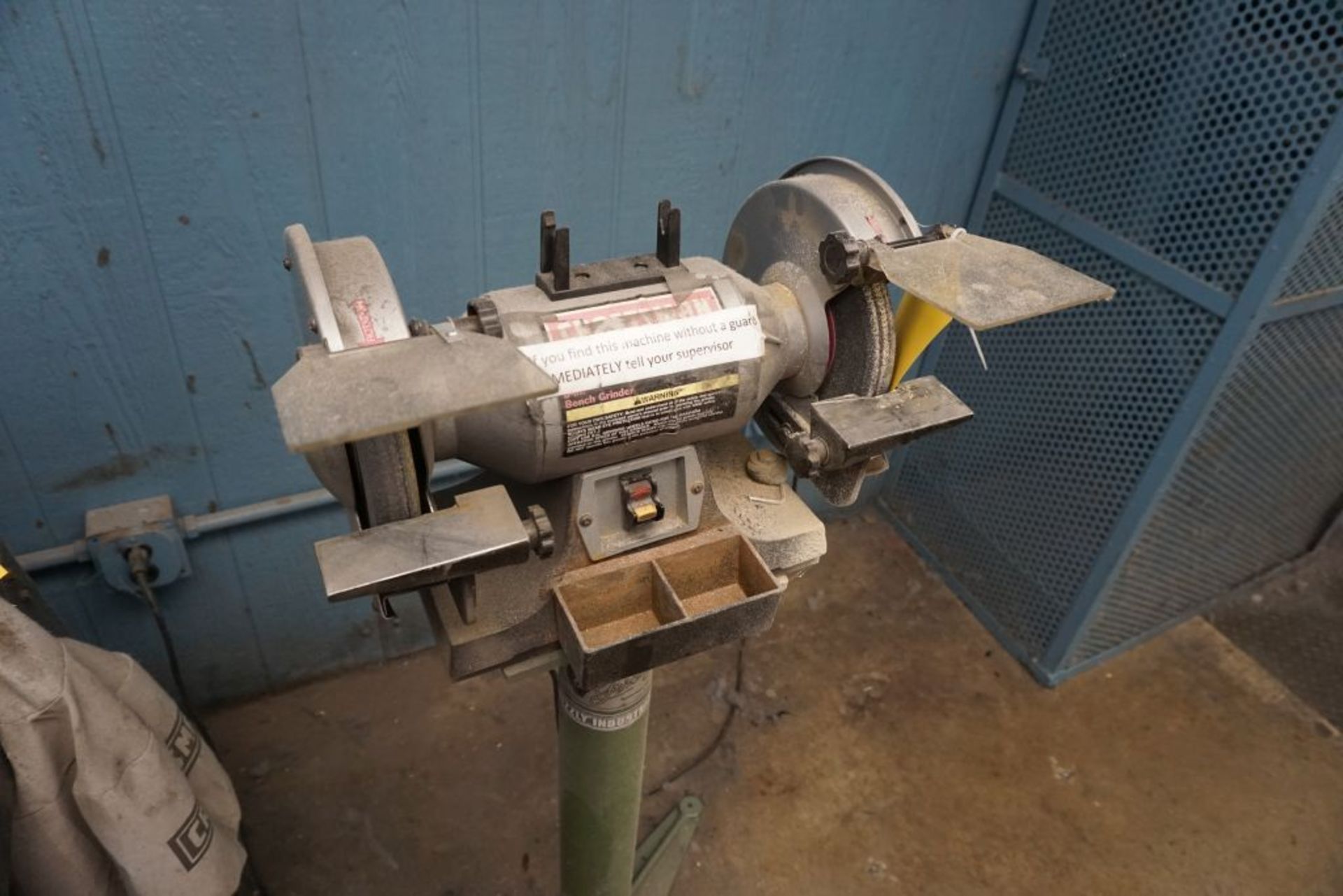 Double End Grinder|Lot Tag: 1011 - Image 2 of 5