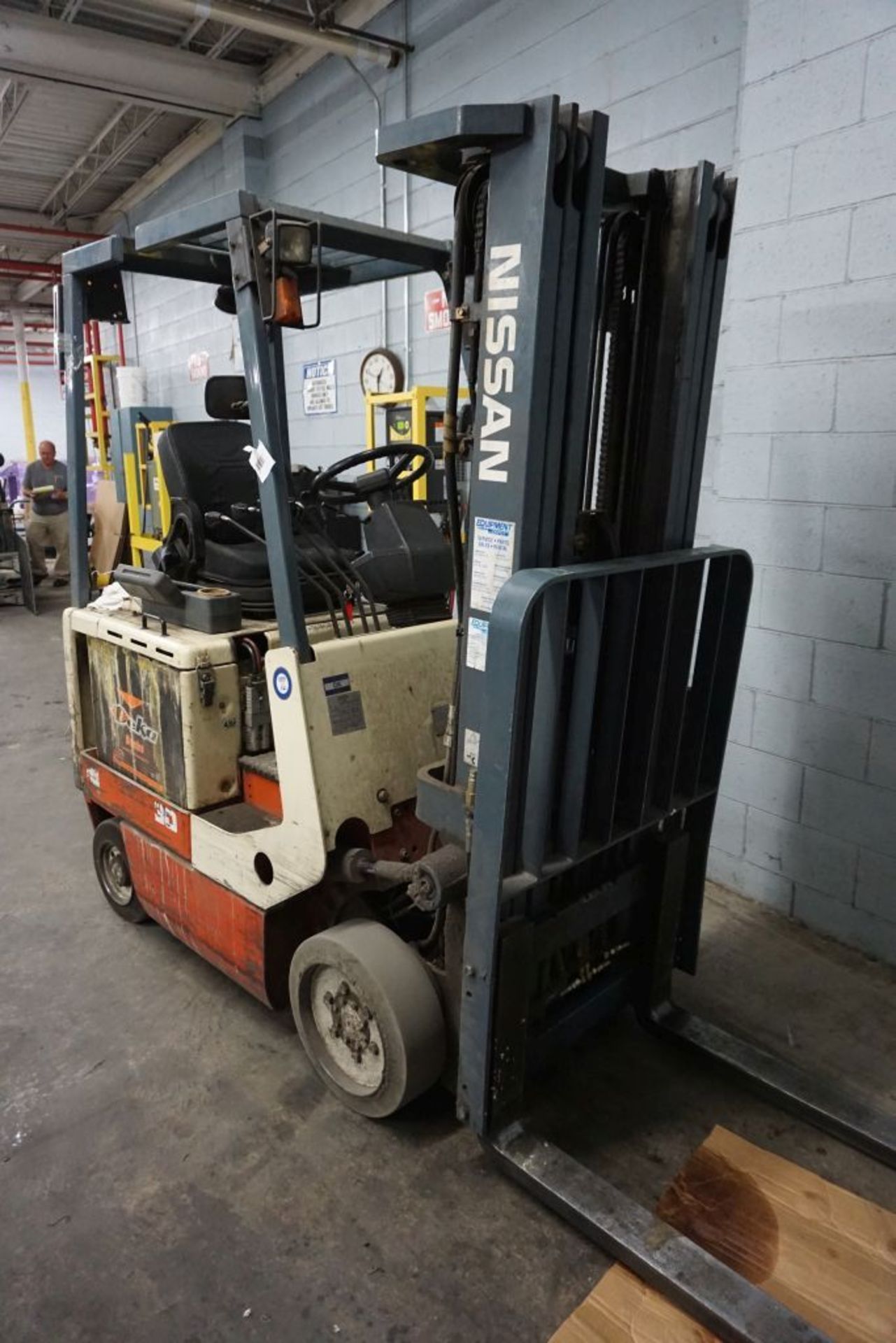 Nissan 48V Electric Forklift|2,470 lb Capacity; 1625 lb Residual Capacity; *Delayed Removal*