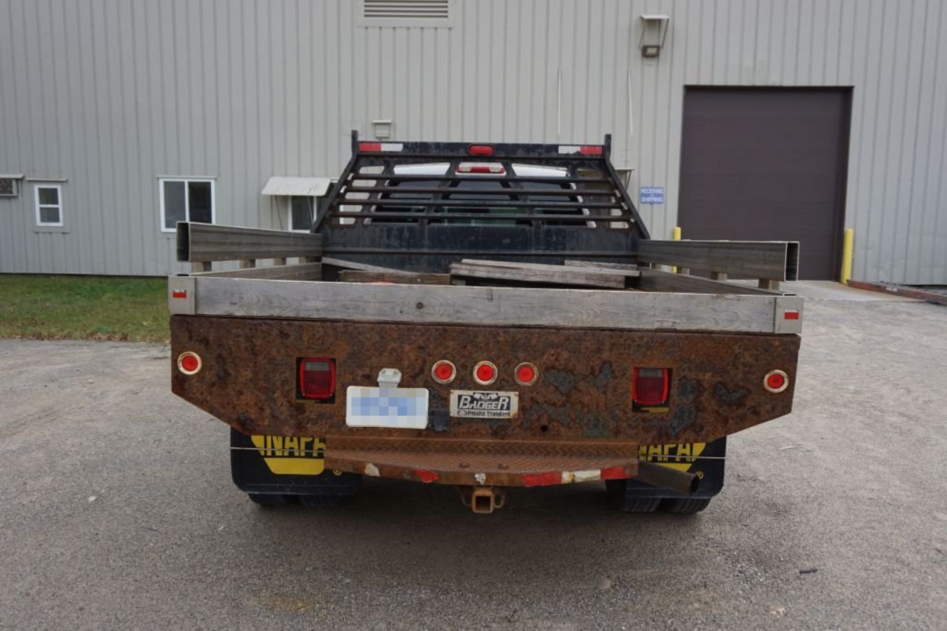 2007 Chevy Silverado 3500 2 WD Pickup Truck|VIN: 1GCJC33D57F159034; Approx. 320,450 Miles; Crew Cab; - Image 5 of 30