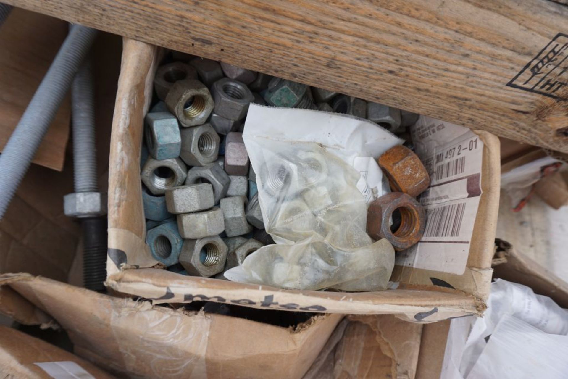 Pallet of Assorted Bolts, Couplings, Rods - Image 6 of 10