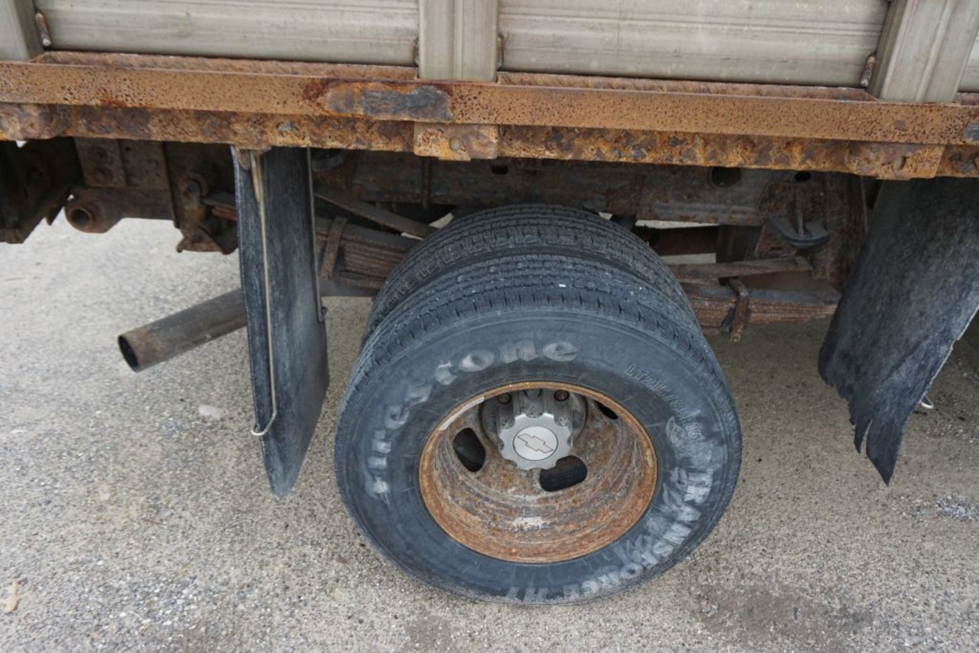 2007 Chevy Silverado 3500 2 WD Pickup Truck|VIN: 1GCJC33D57F159034; Approx. 320,450 Miles; Crew Cab; - Image 12 of 30