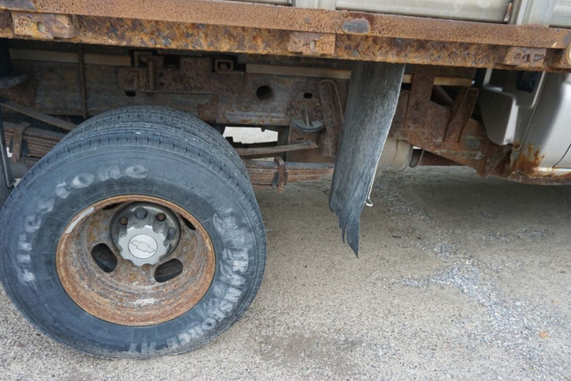 2007 Chevy Silverado 3500 2 WD Pickup Truck|VIN: 1GCJC33D57F159034; Approx. 320,450 Miles; Crew Cab; - Image 10 of 30