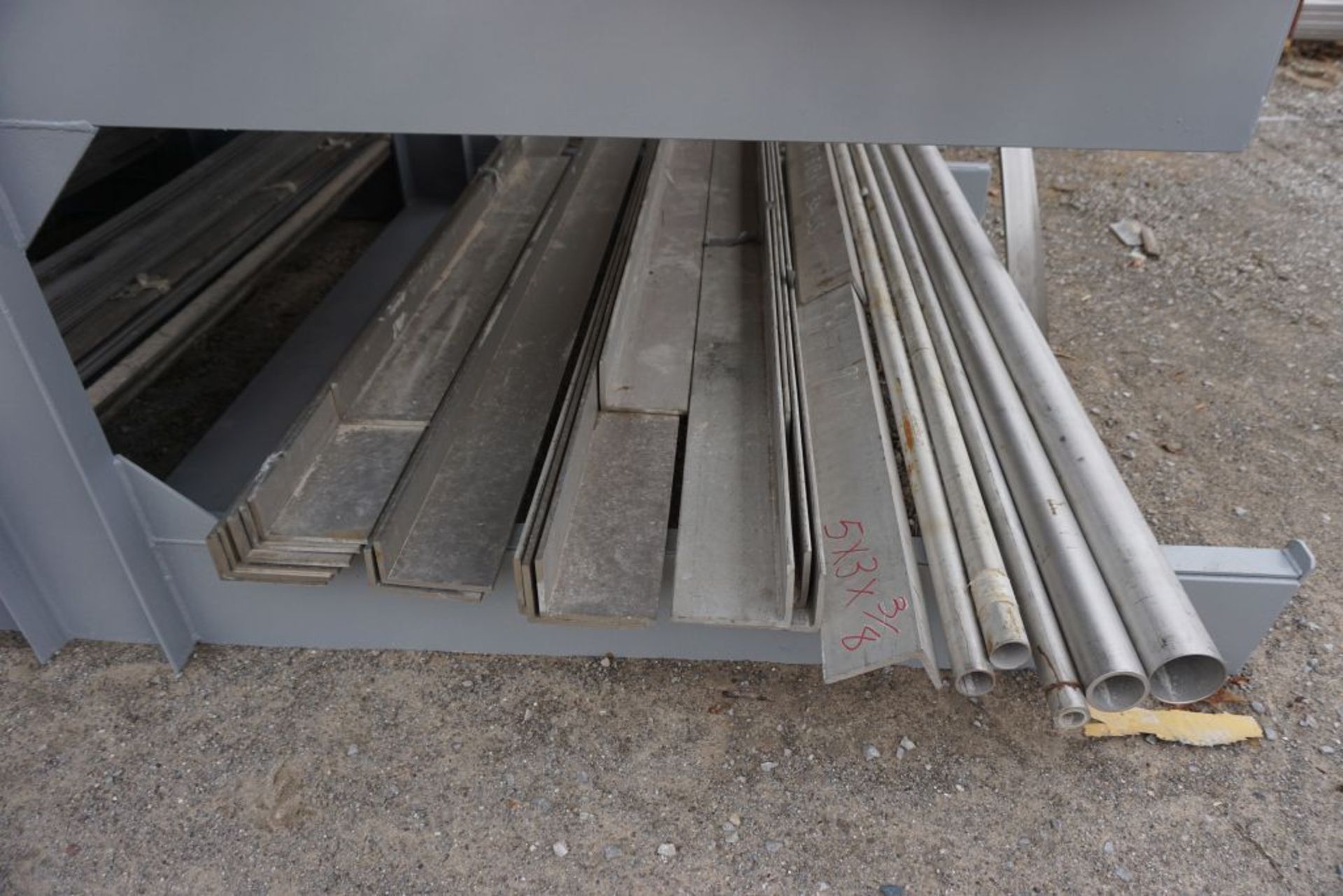 Rack of Assorted Stainless Steel Pipes & Bars - Image 33 of 46