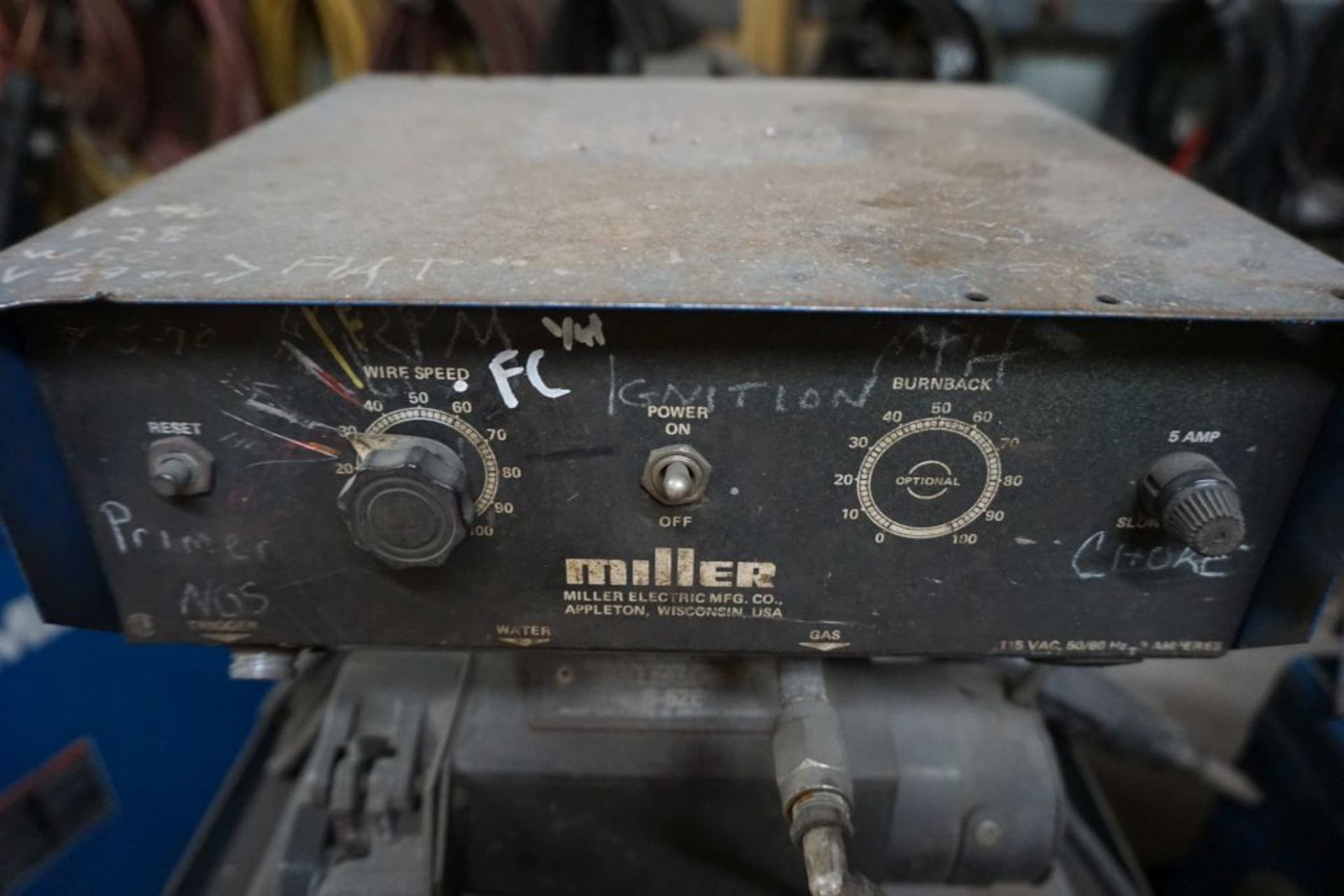 Miller CP-300 Constant Voltage DC Welder with Wire Feeder|Miller S-52E Wire Feeder - Bild 9 aus 11