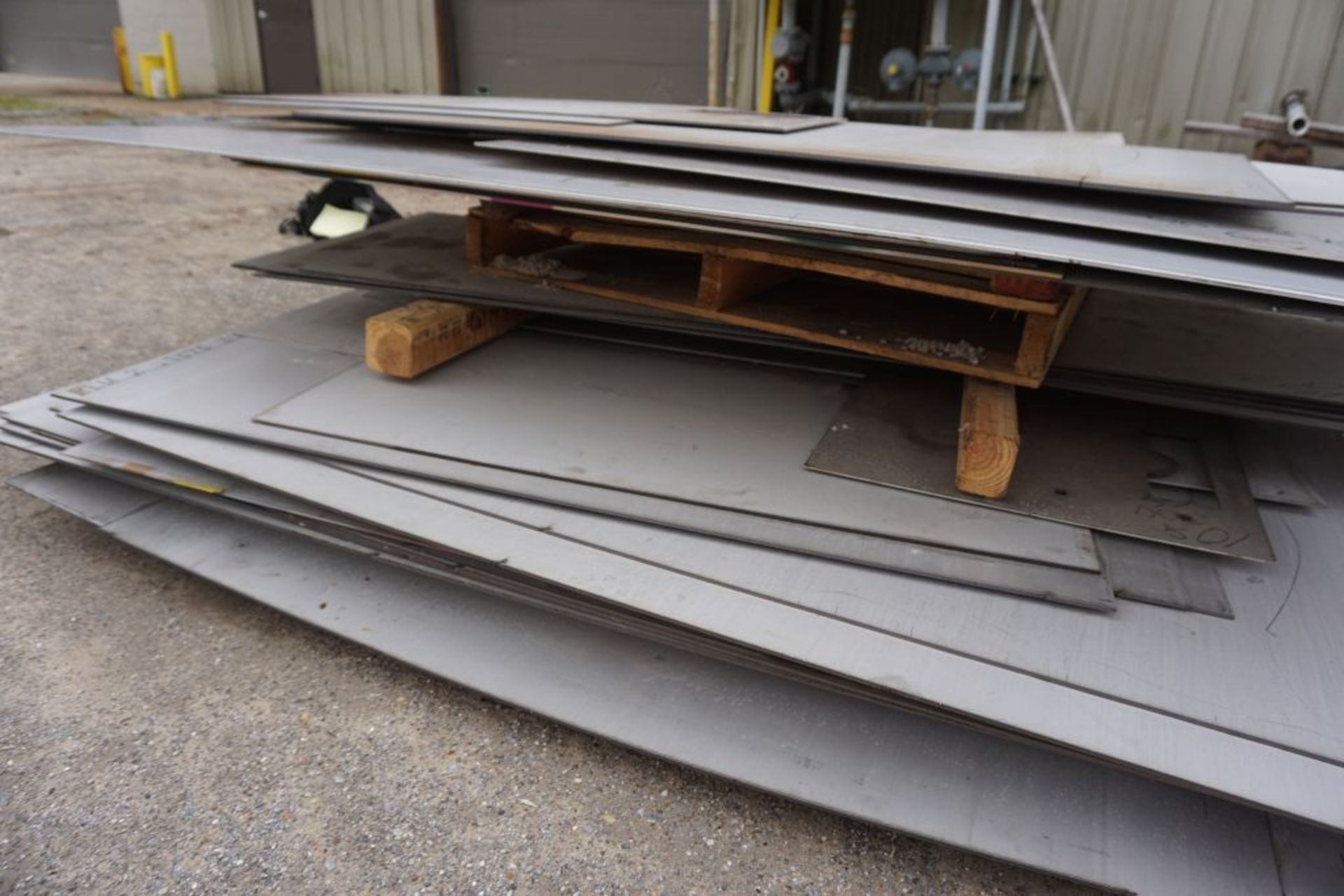 Lot of (5) Pallets of Assorted Steel and Stainless Steel - Image 15 of 27
