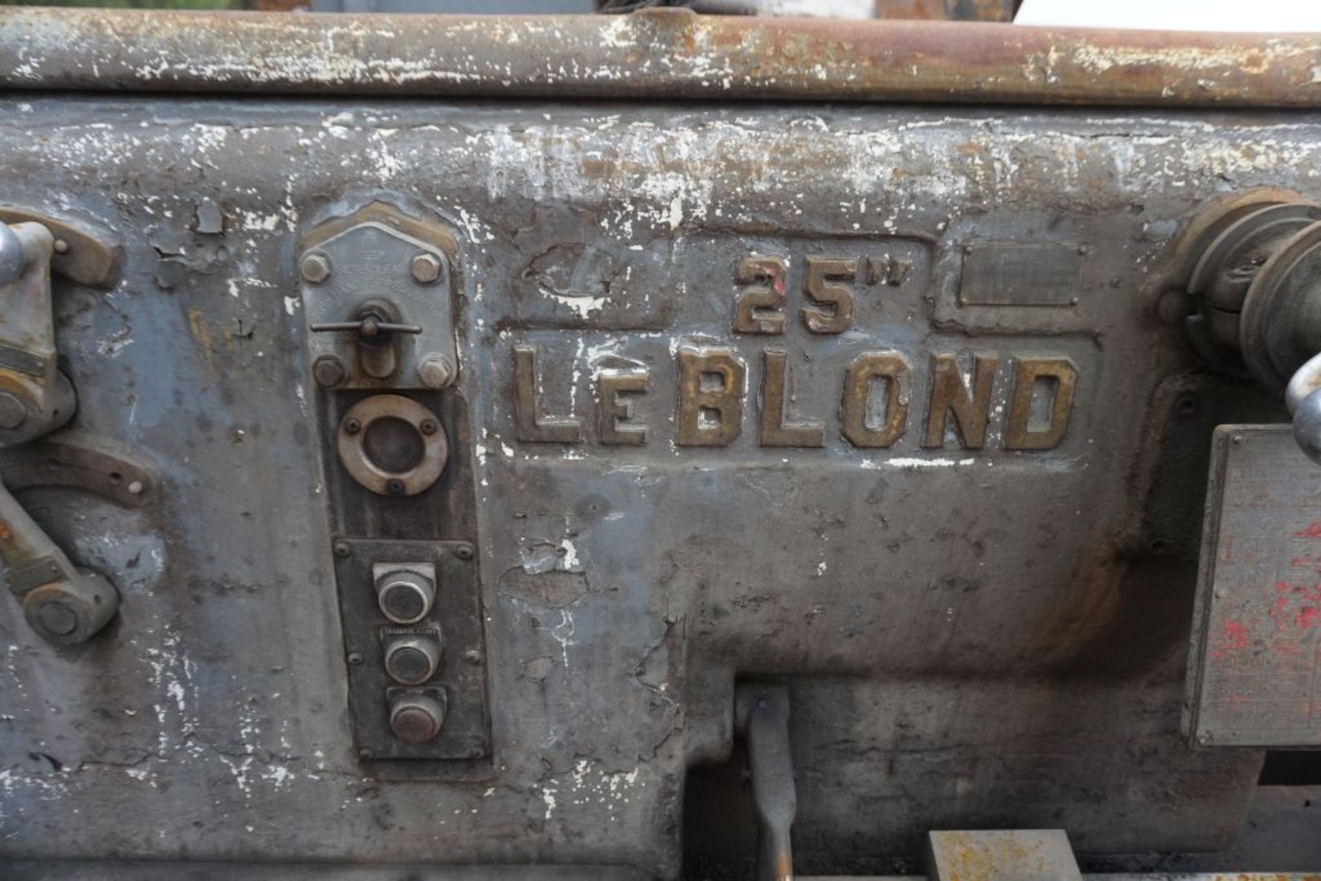 Leblond 25'' Lathe|8' Between Centers; Steady Rest; Taper Attachment; Delco AC Motor:; Model No. B- - Bild 15 aus 26