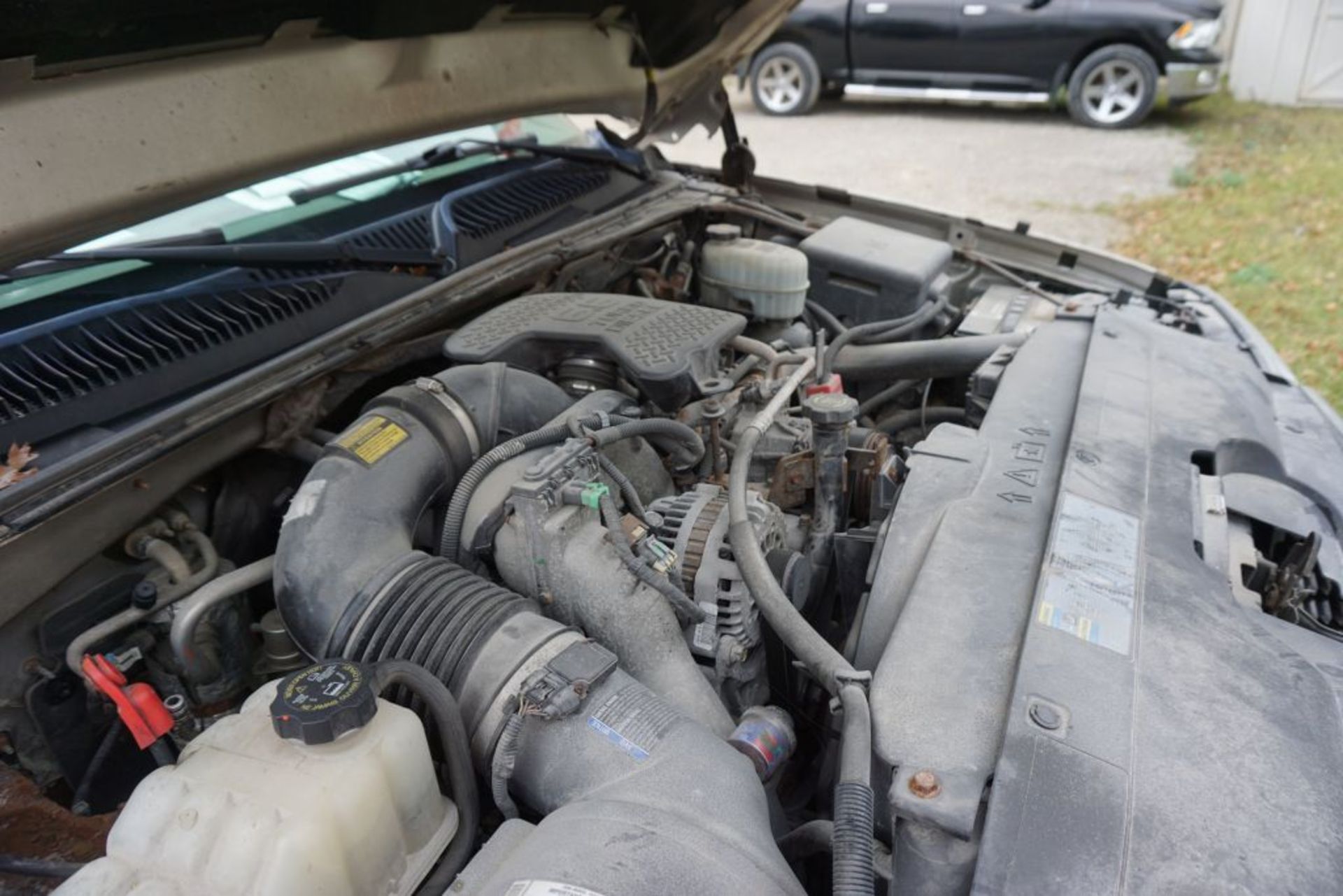 2007 Chevy Silverado 3500 2 WD Pickup Truck|VIN: 1GCJC33D57F159034; Approx. 320,450 Miles; Crew Cab; - Image 29 of 30