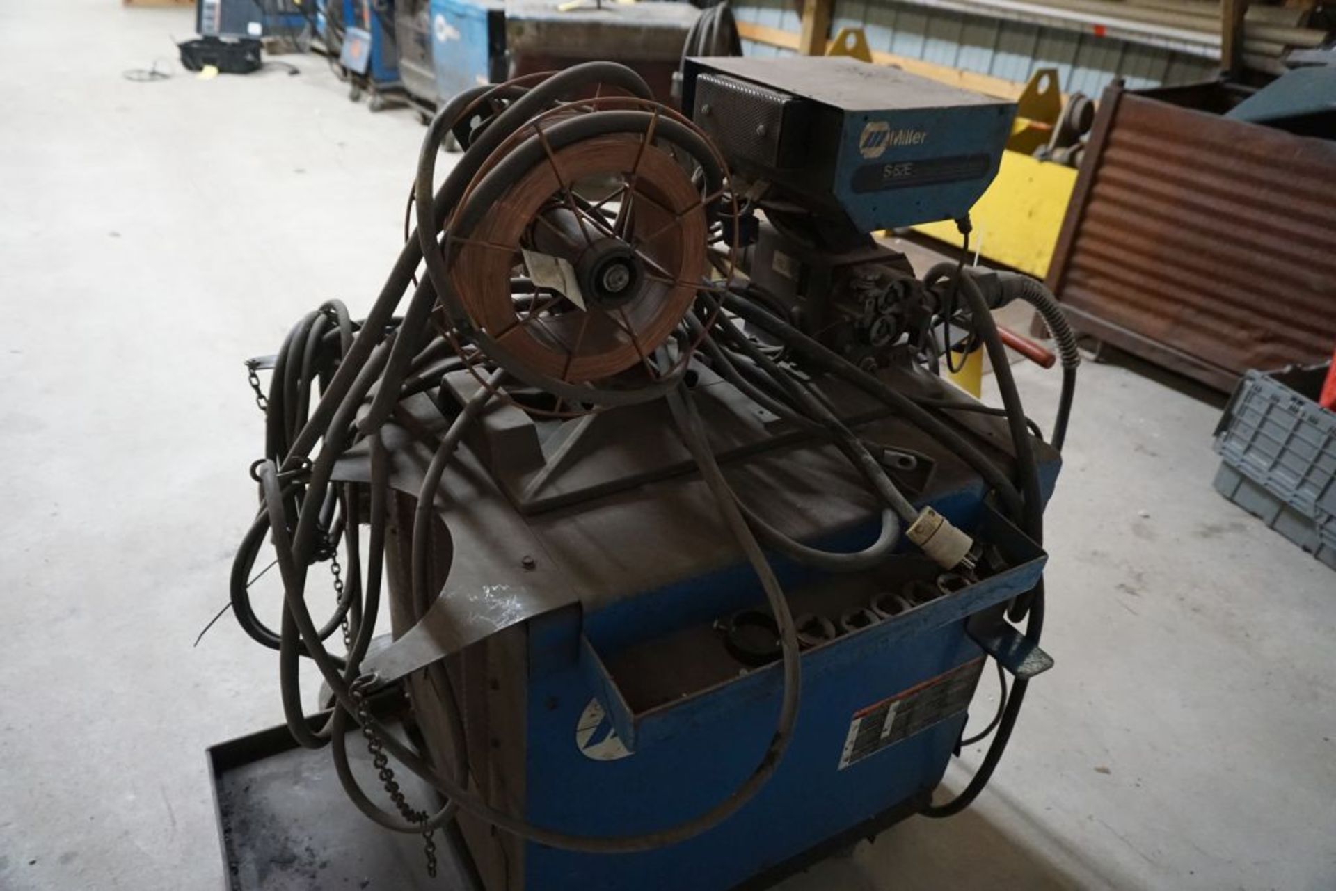 Miller CP-302 Welder with Wire Feeder|Miller S-52E 115 Constant Speed Wire Feeder - Image 4 of 11