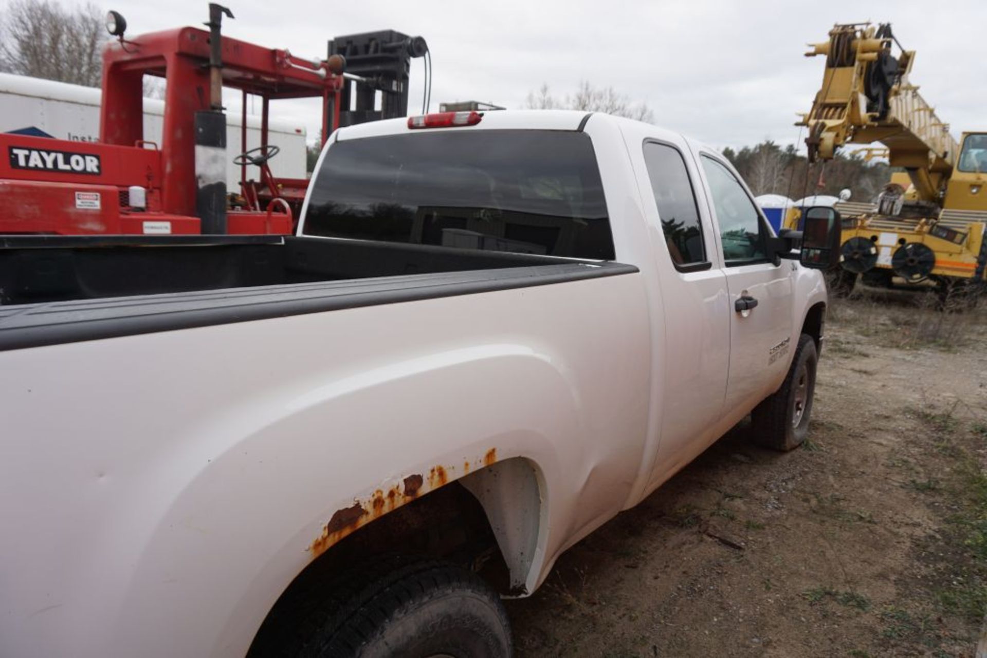 2008 GMC Sierra 2500 HD Extended Cab Pickup|Approx. 167,000 Miles; VIN: 1GTHC29K28E165718; 6.0L - Bild 3 aus 34