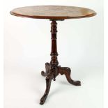 SIDETABLE/ SCHACHTISCHCHEN, Viktorianische Epoche, versch Hölzer ua Mahagoni, flachbeschnitzter