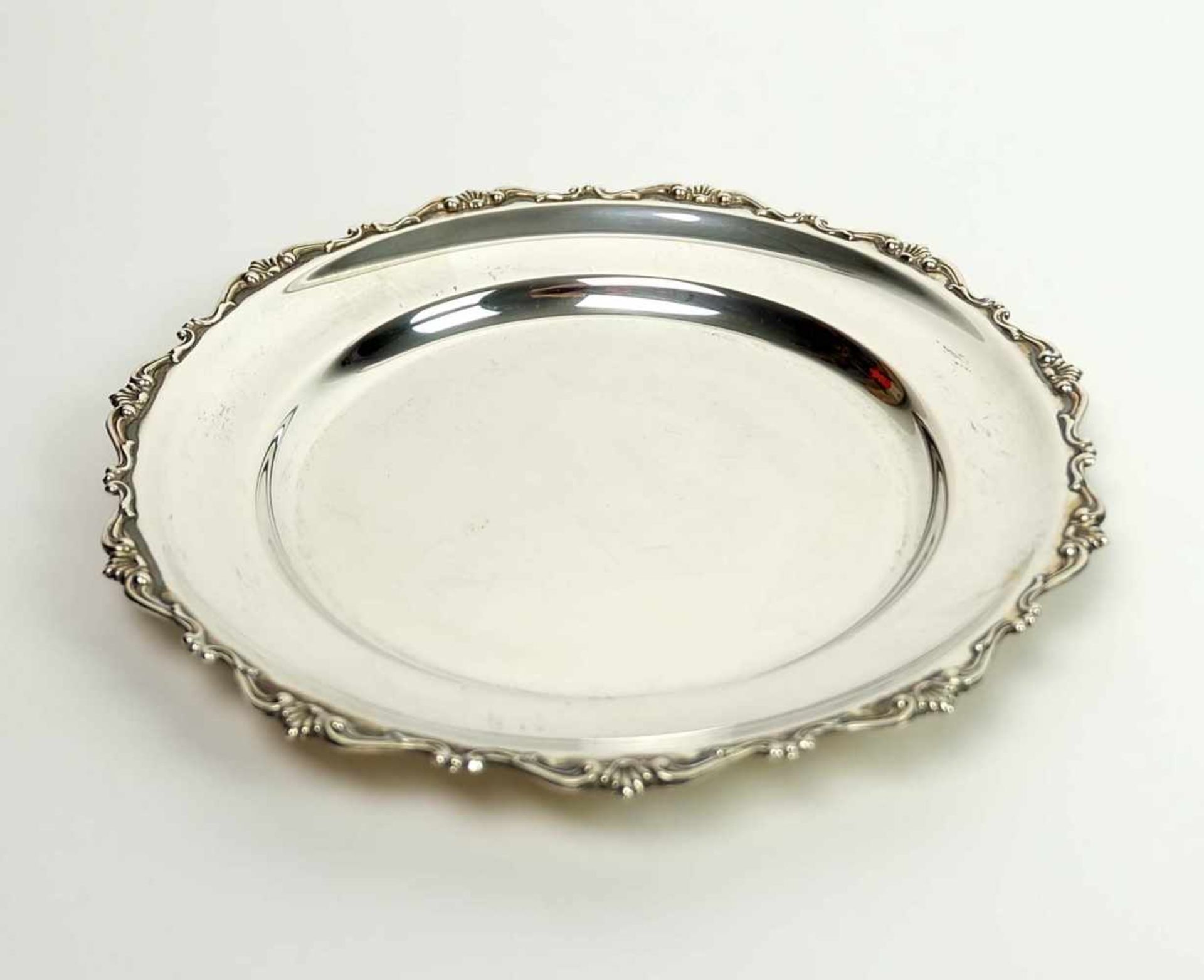 PLATZTELLER, Italien, Barock Stil, leicht gewölbte Fahne, Rocaillerand, ca 270gr 800er Silber, MZ,