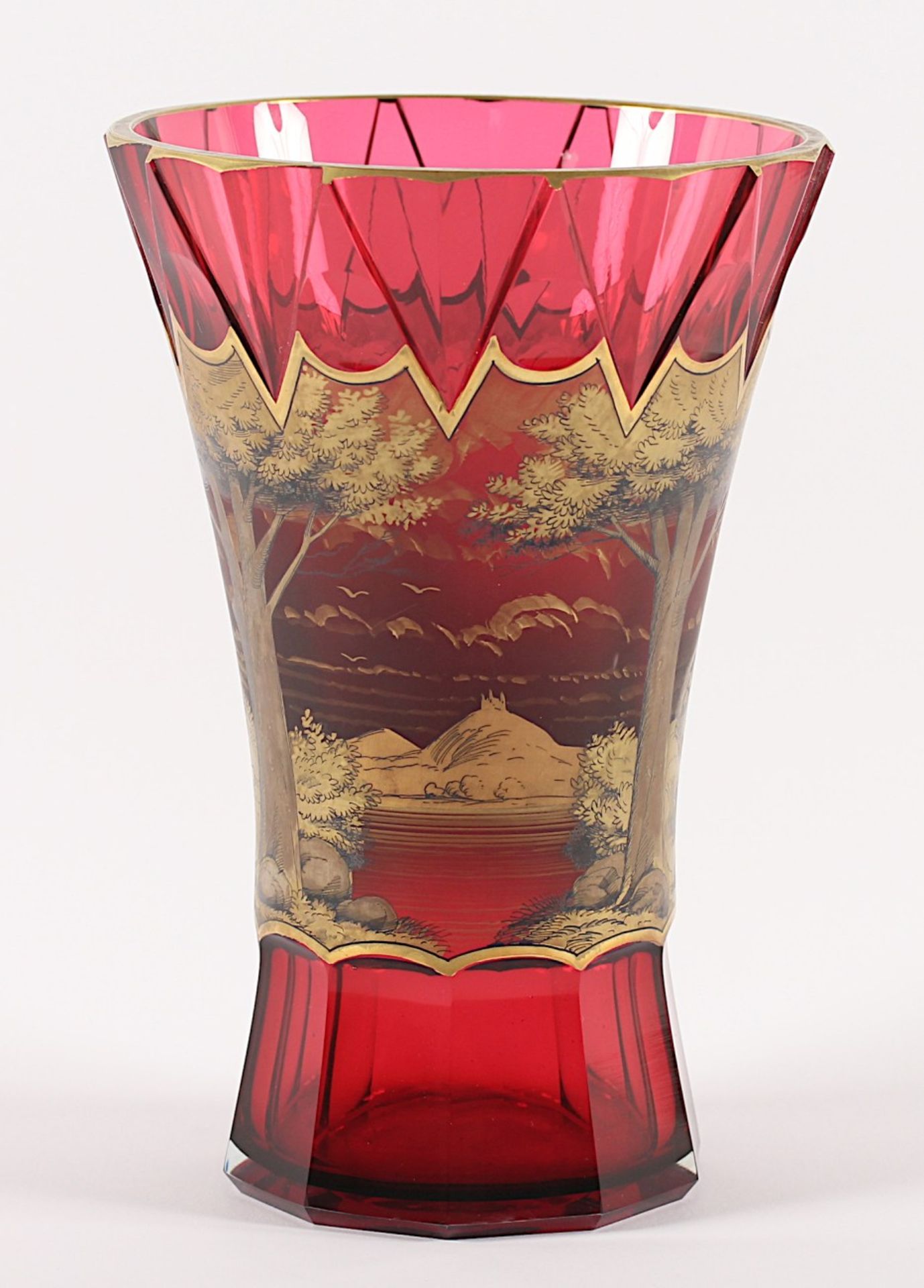 KRATERVASE, farbloses Glas, rubiniert, Umdruckdekor mit Figurenszene, Goldstaffage und -rand, H - Image 3 of 3
