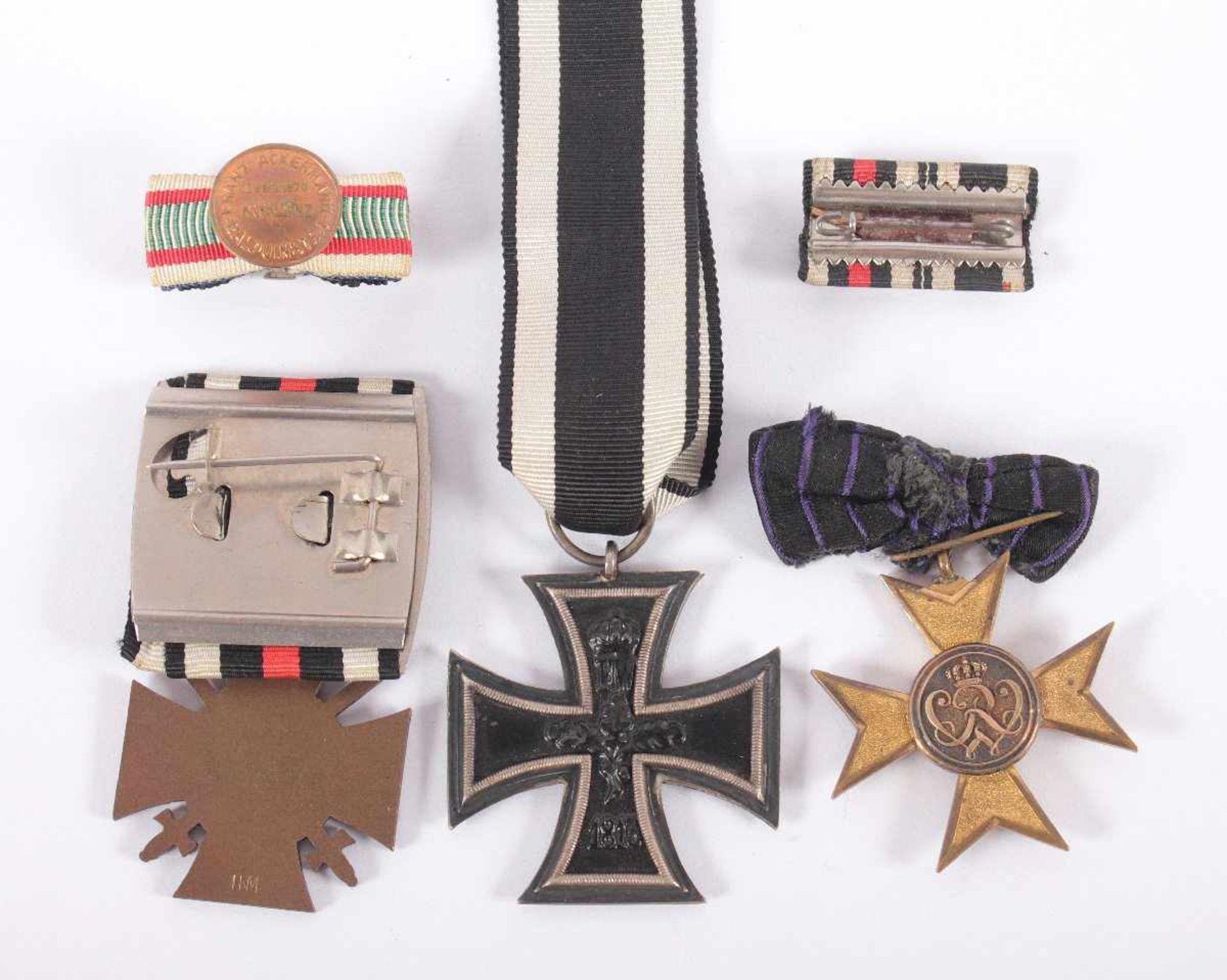 ORDEN UND AUSZEICHNUNGEN 1.WK, bestehend aus Eisernes Kreuz 2.Klasse 1914; Kriegsverdienstkreuz in - Bild 2 aus 2