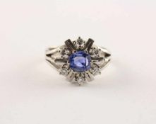 SAFIRRING, 585/ooo Weißgold, 6 Diamanten von zusammen ca. 0,3 ct., RG 58, 7,7 g