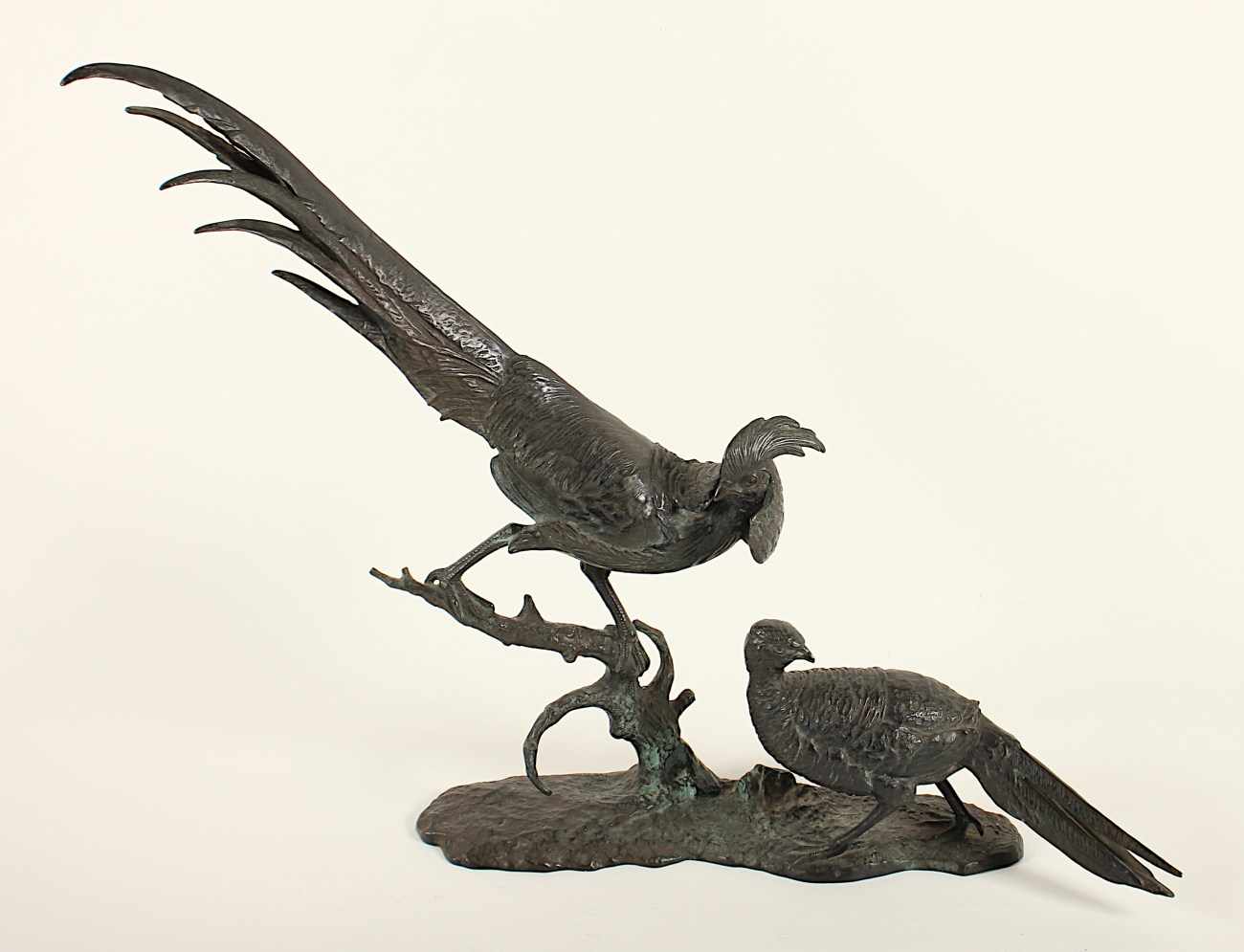 BÜSCHELBERGER, Anton (1869-1934), "Großes Fasanenpaar", Bronze, L ca. 110, H ca.78, auf der